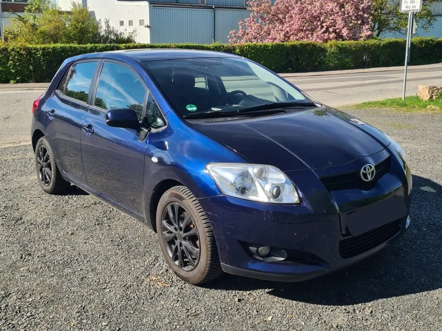 Toyota Auris Auris 2.0 D-4D Blau - 1