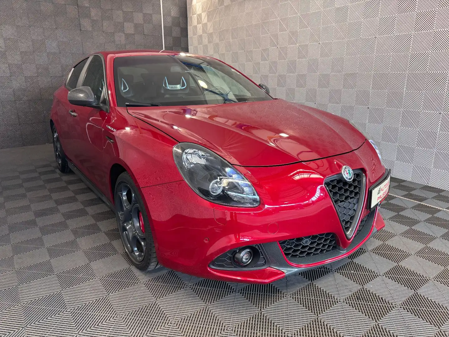 Alfa Romeo Giulietta *VELOCE*BOSE-TEMP-BREMBO-SCHALEN.S-LED - 1