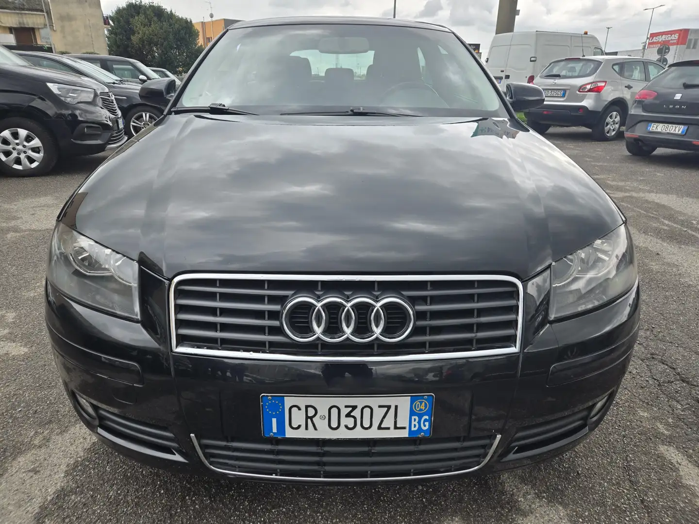 Audi A3 1.9 TDI Ambition Schwarz - 2