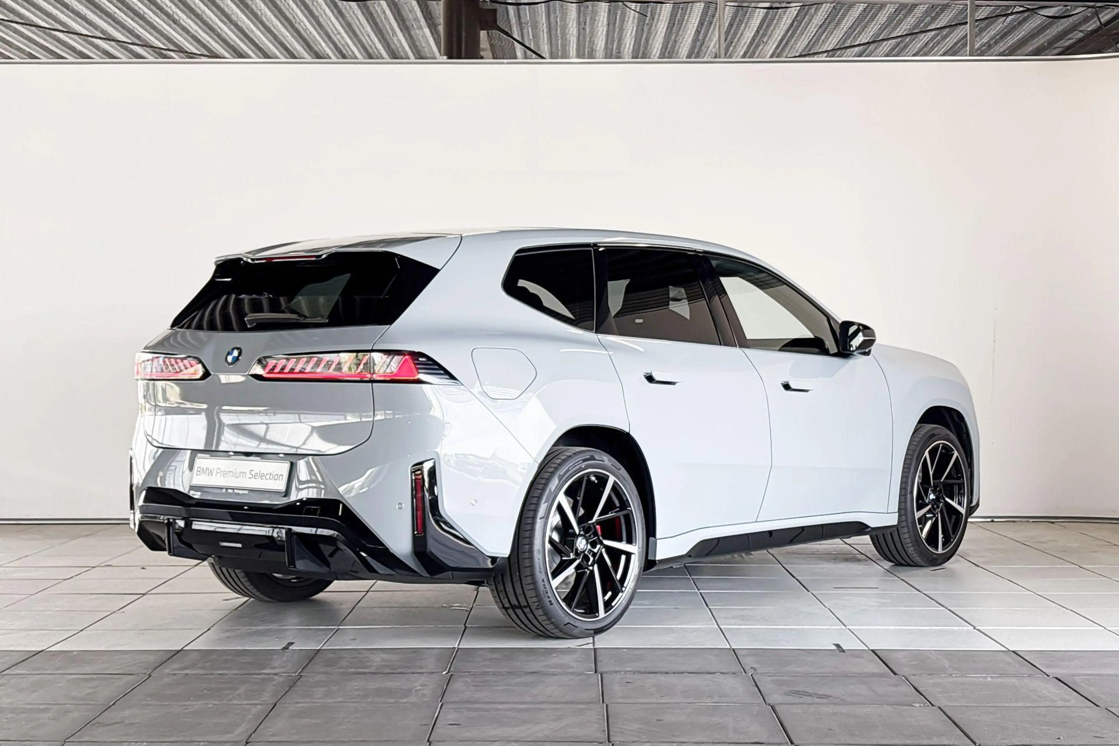 BMW iX3 40 M-sport Pro — photo 6