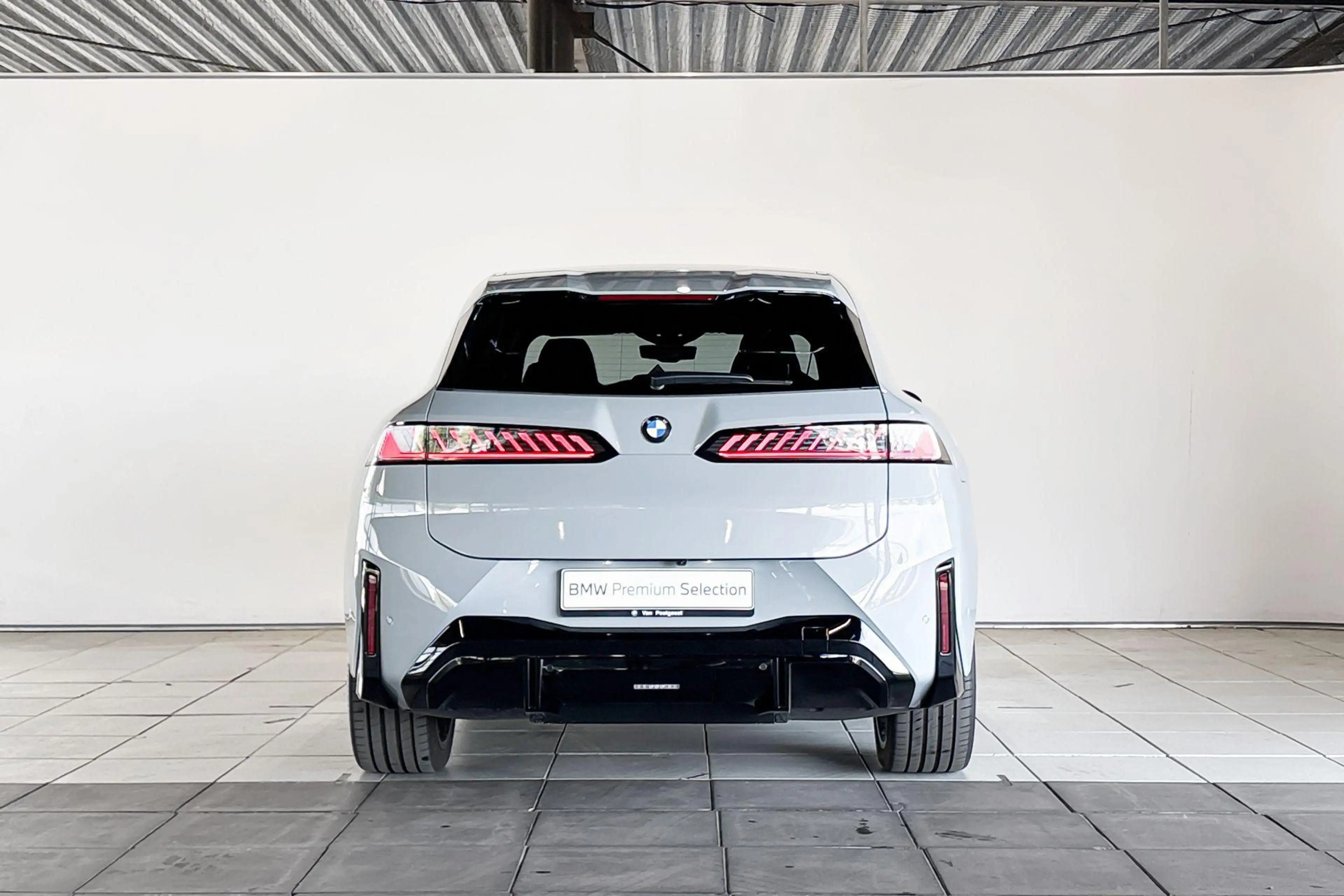 BMW iX3 40 M-sport Pro — photo 7