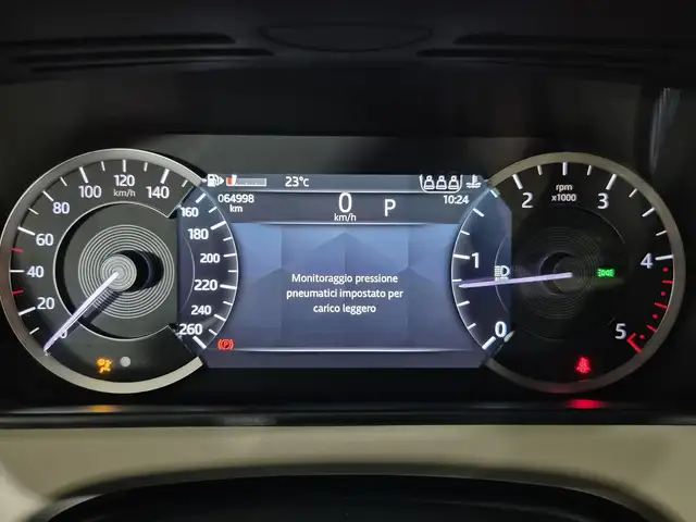 Land Rover Range Rover Velar view 14