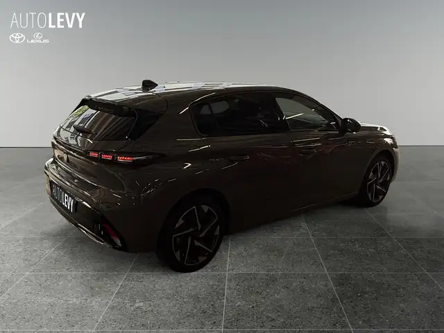 Peugeot 308 view 6