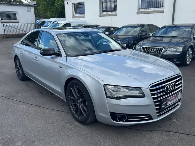 Audi A8 4.2 TDI quattro