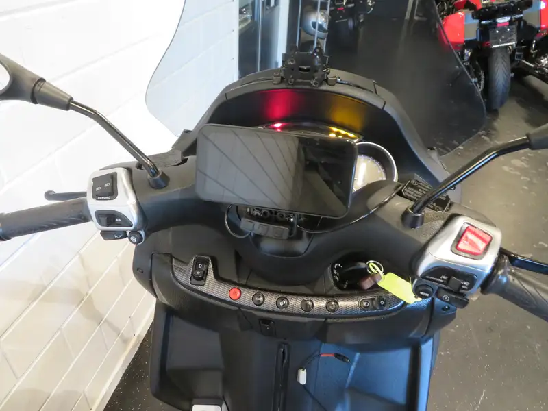 Piaggio MP3 500 - foto 5