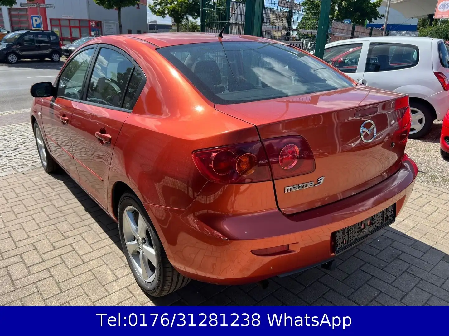 Mazda 3 1.6  Limousine !! Klima !! Orange - 2