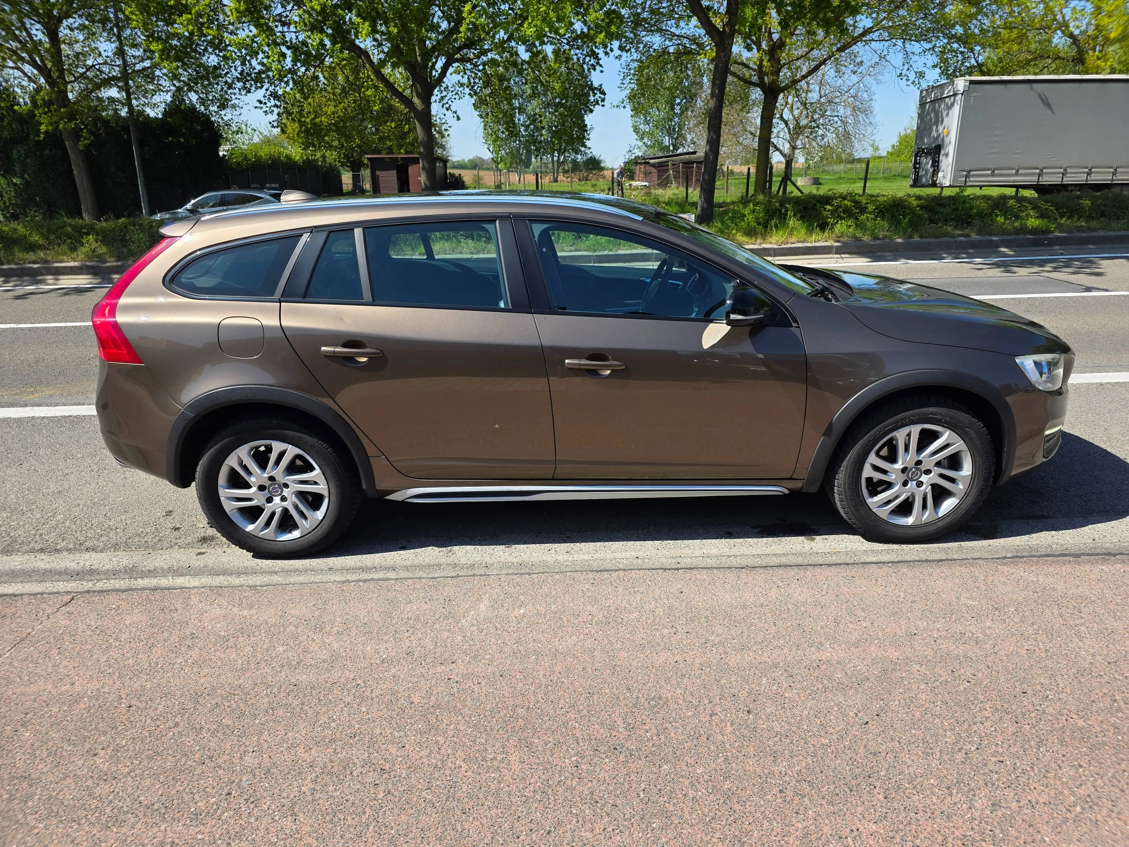 Volvo V60 Cross Country 2.0 D3 Summum 1°EIG. PERFECTE STAAT FULL OPTIES — photo 8