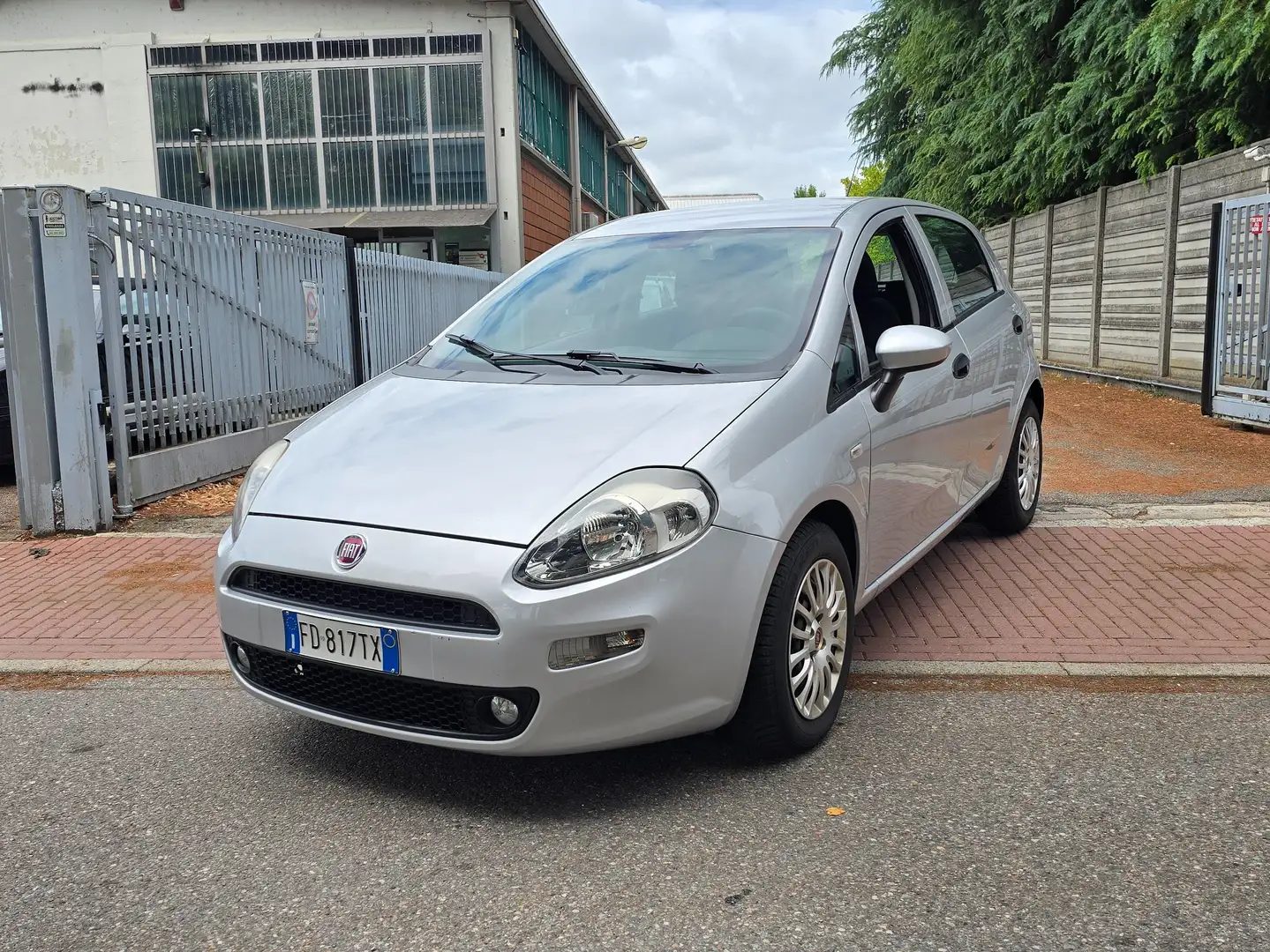 Fiat Punto 5p 1.4 EasyPower Lounge GPL OK NEOPATENTATI Ezüst - 1