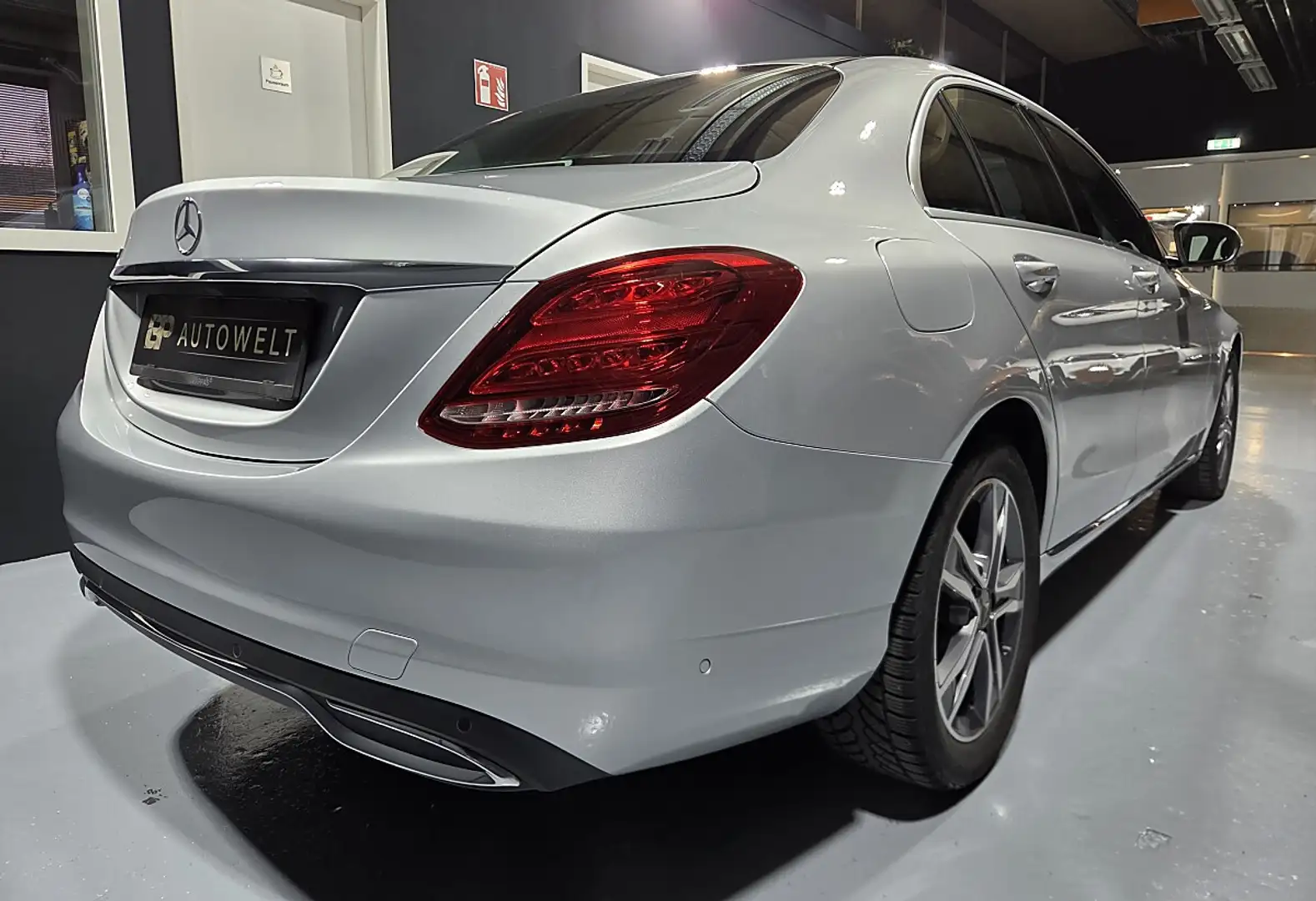 Mercedes-Benz C 200 d - Avantgarde - 12 Monate Gewährleistung ! Silber - 2