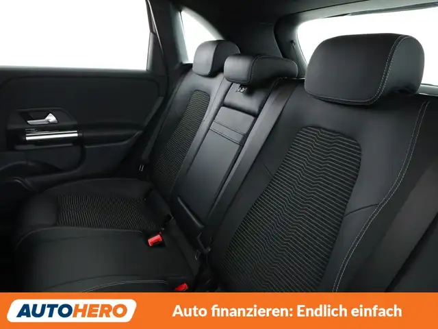 Mercedes-Benz B-Class view 14