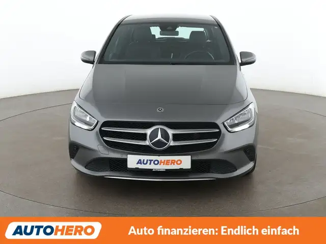 Mercedes-Benz B-Class view 9