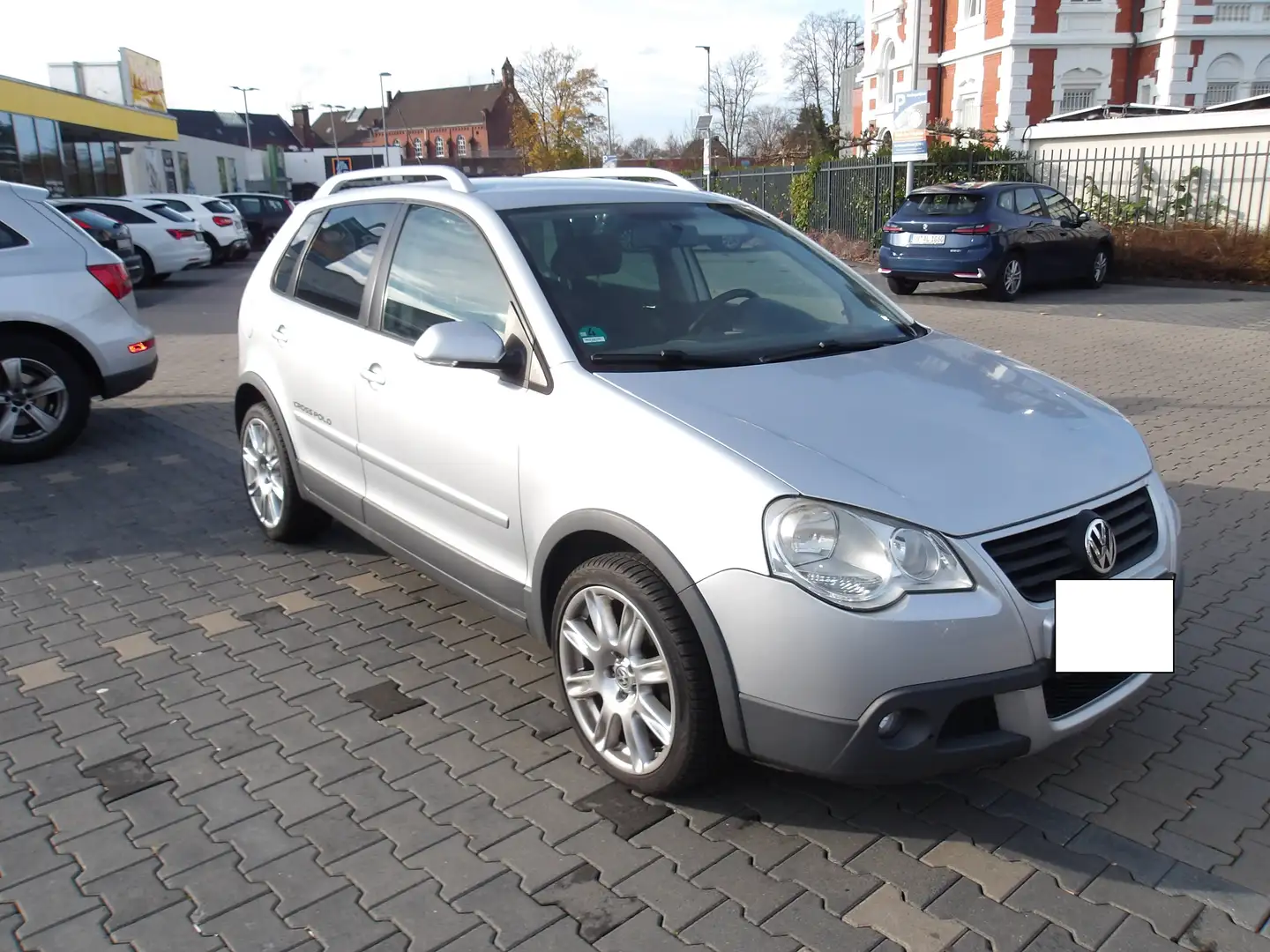Volkswagen Polo Cross Polo IV  5-Türer 1.4 CrossPolo srebrna - 1