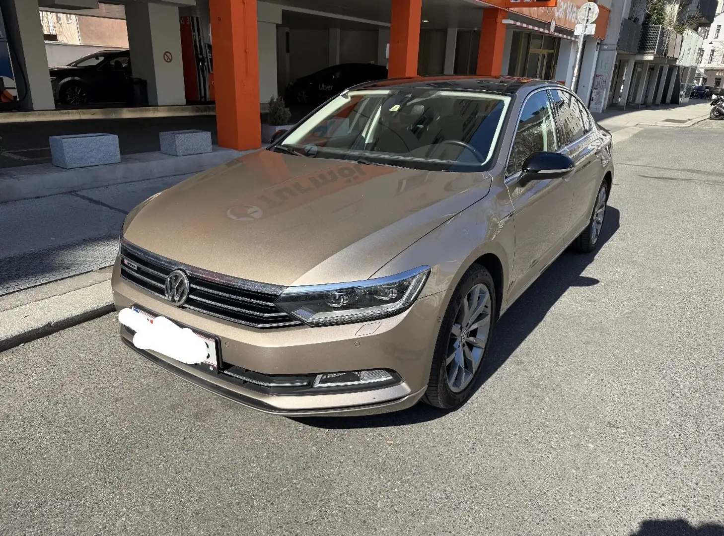 Volkswagen Passat Comfortline 2,0 TDI 4Motion - 1