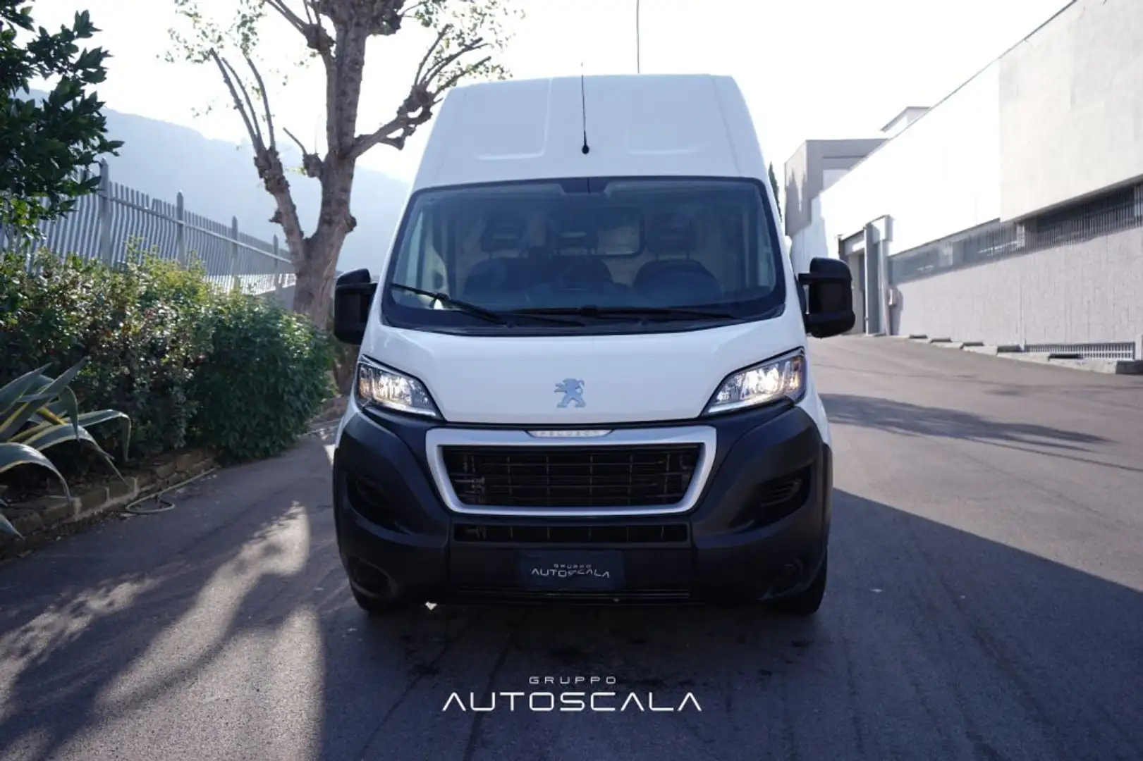 Peugeot Boxer 335 2.0 BlueHDi 130cv L3 PL H3 TA Furgone Bianco - 2