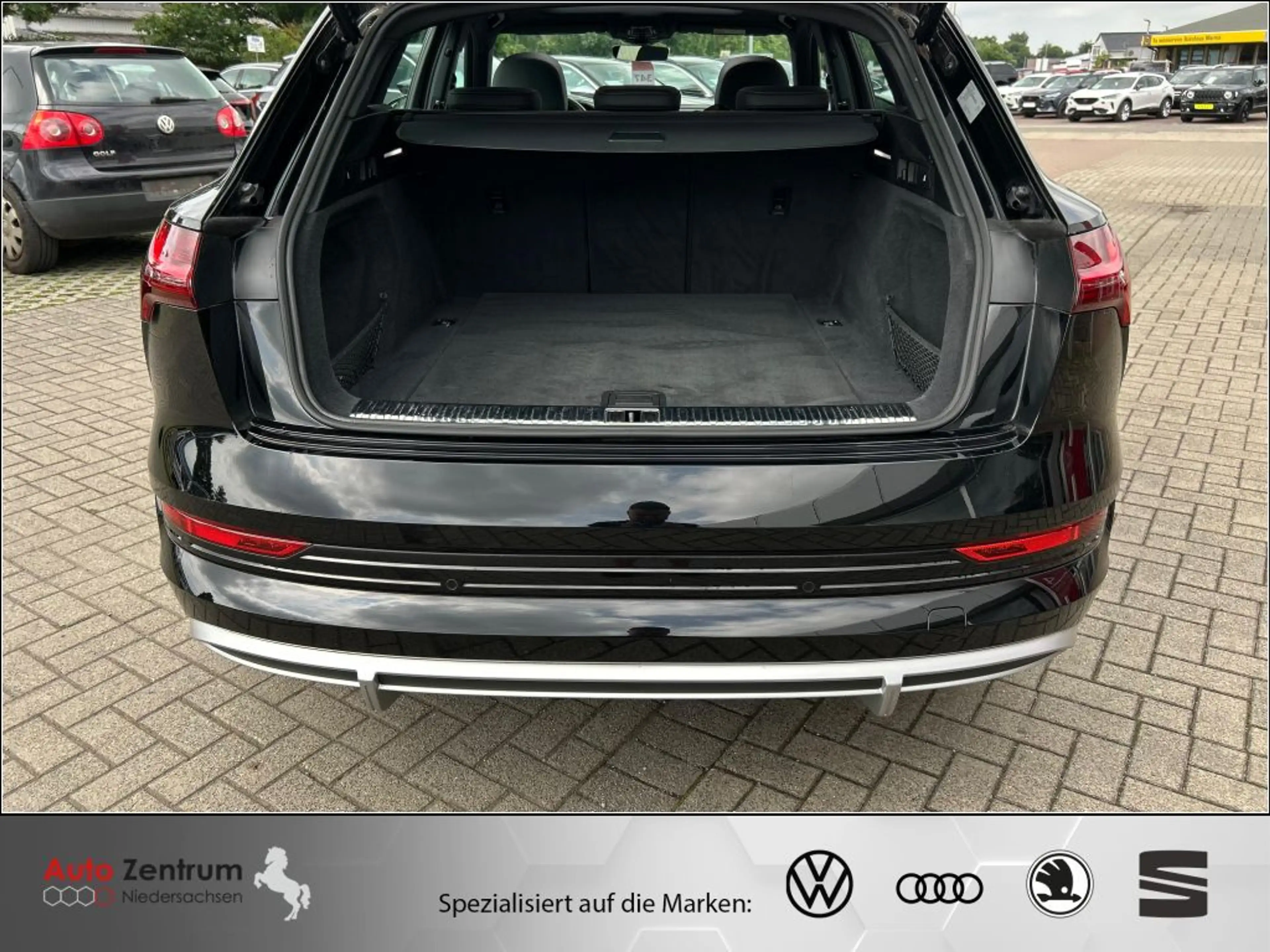Audi e-tron quat S line AZN-Haus-FÖRDERUNG* AHK-PANO-StandHeiz — photo 7