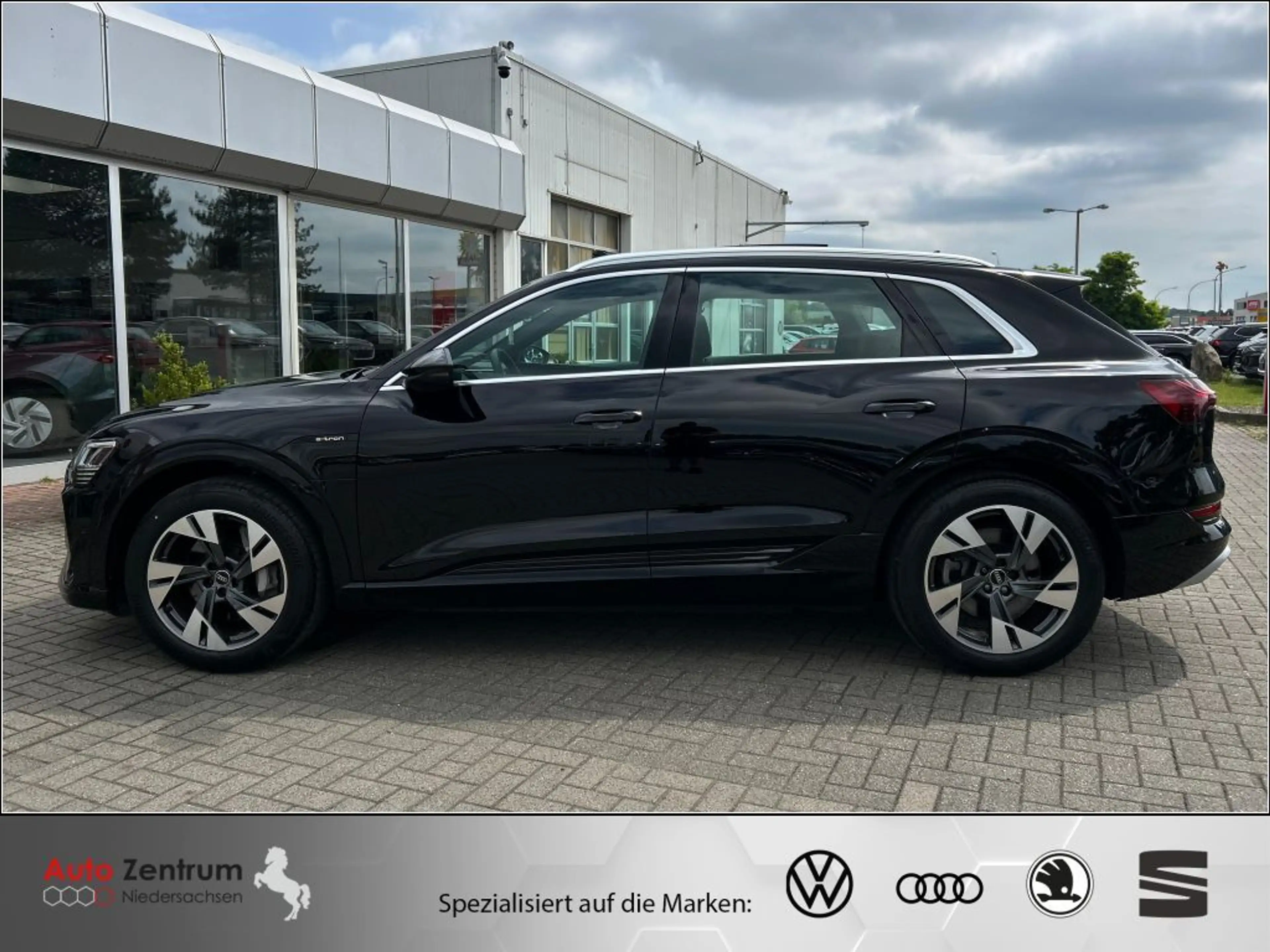 Audi e-tron quat S line AZN-Haus-FÖRDERUNG* AHK-PANO-StandHeiz — photo 10