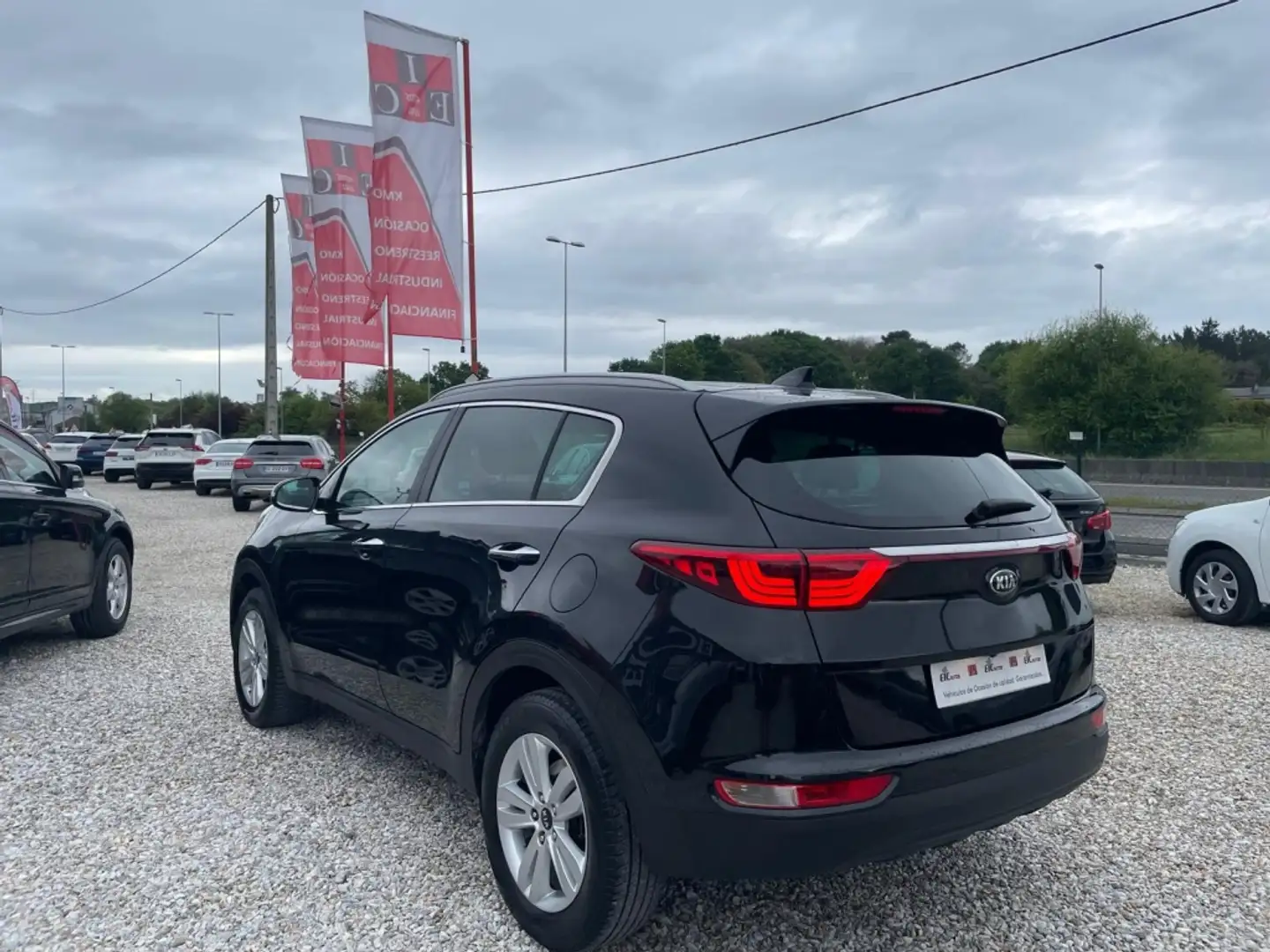 Kia Sportage 1.6 GDI Drive 4x2 Negro - 2