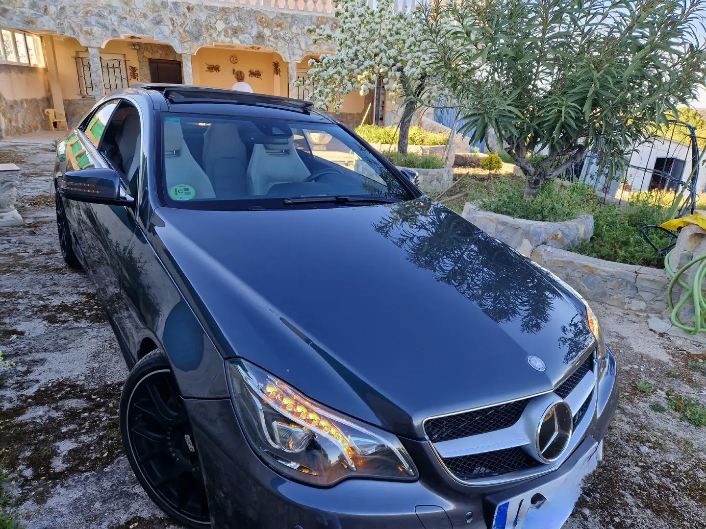 Mercedes-Benz E 350 E Coupé 350BlueTec Aut. Gris - 1