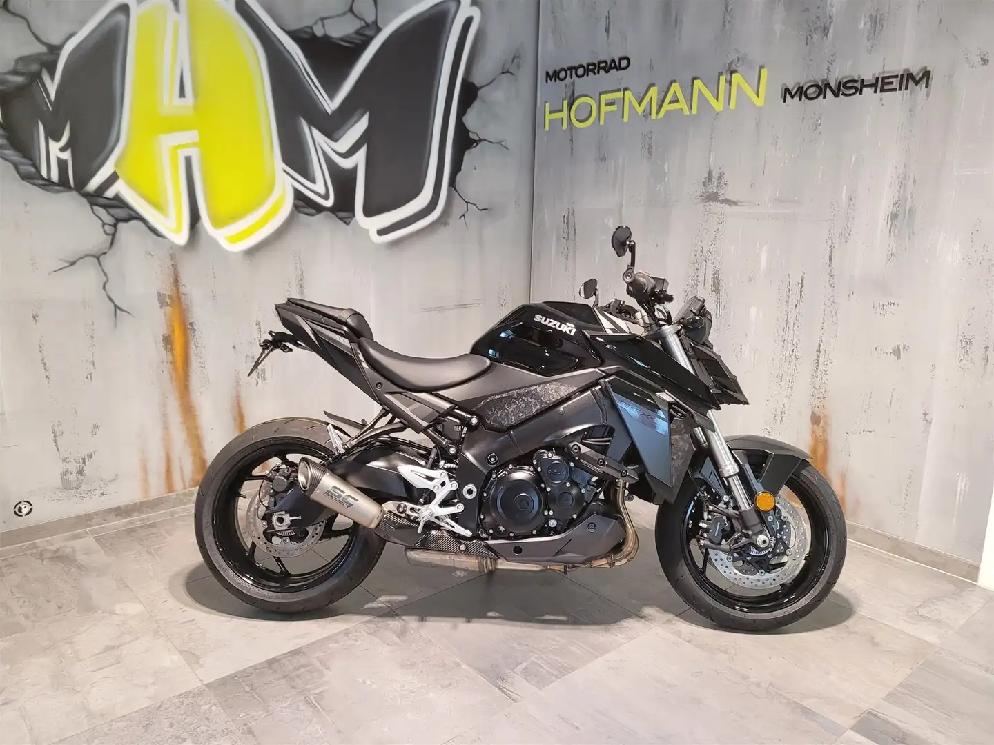 Suzuki GSX-S 950 Umbau! Schwarz - 1