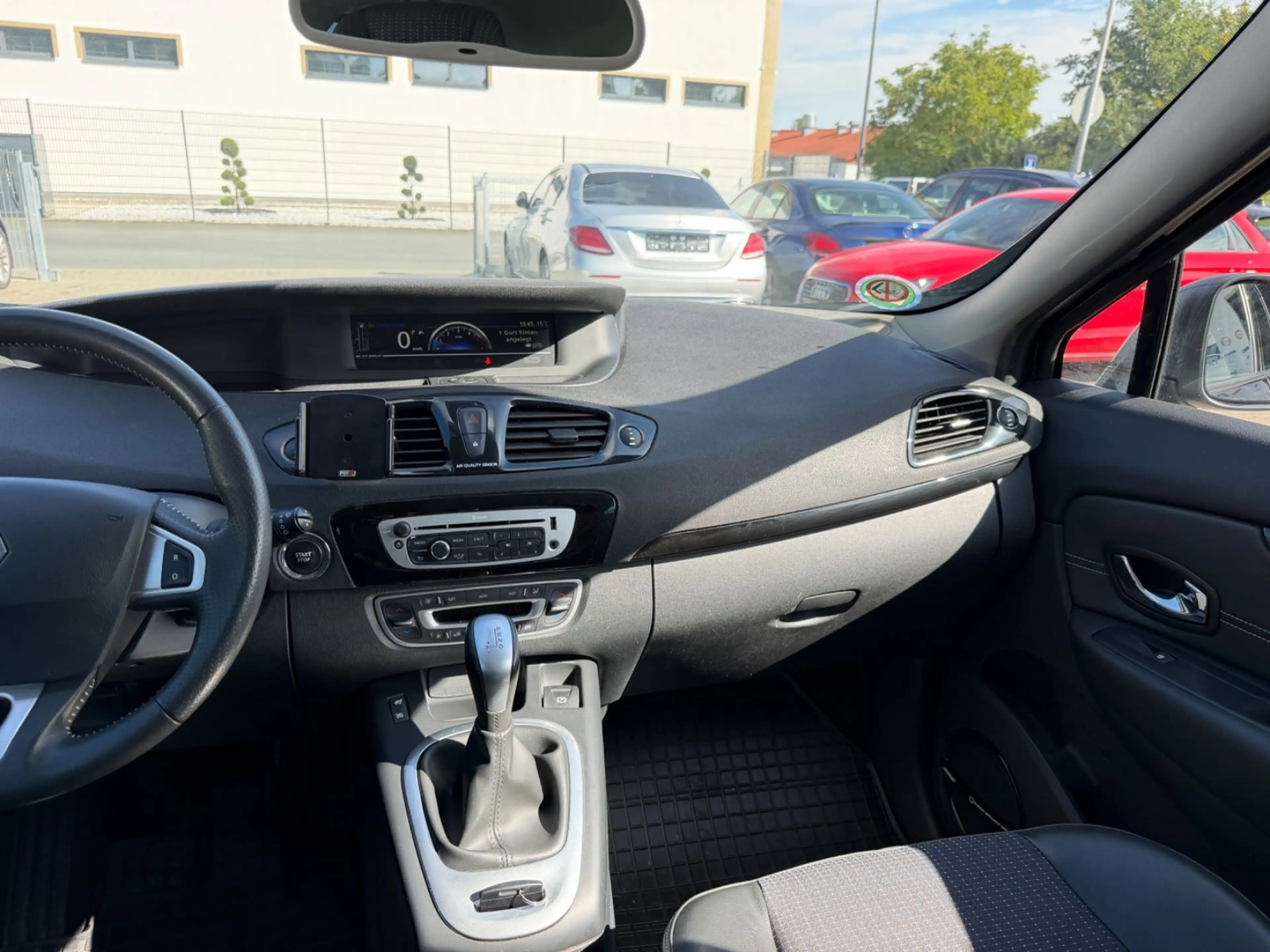 Renault Grand Scenic 1.5 dCi Bose Edition — photo 14