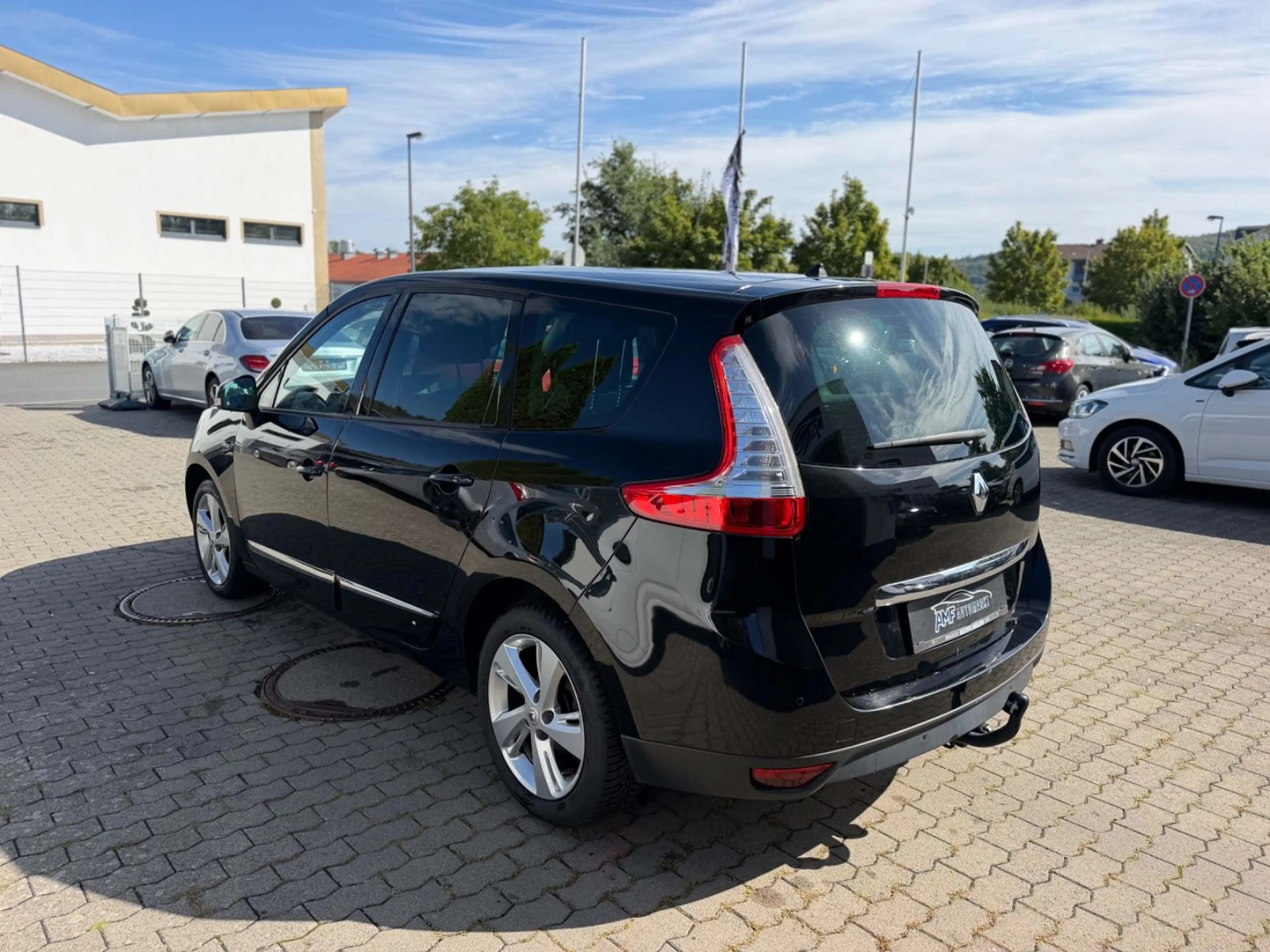 Renault Grand Scenic 1.5 dCi Bose Edition — photo 4