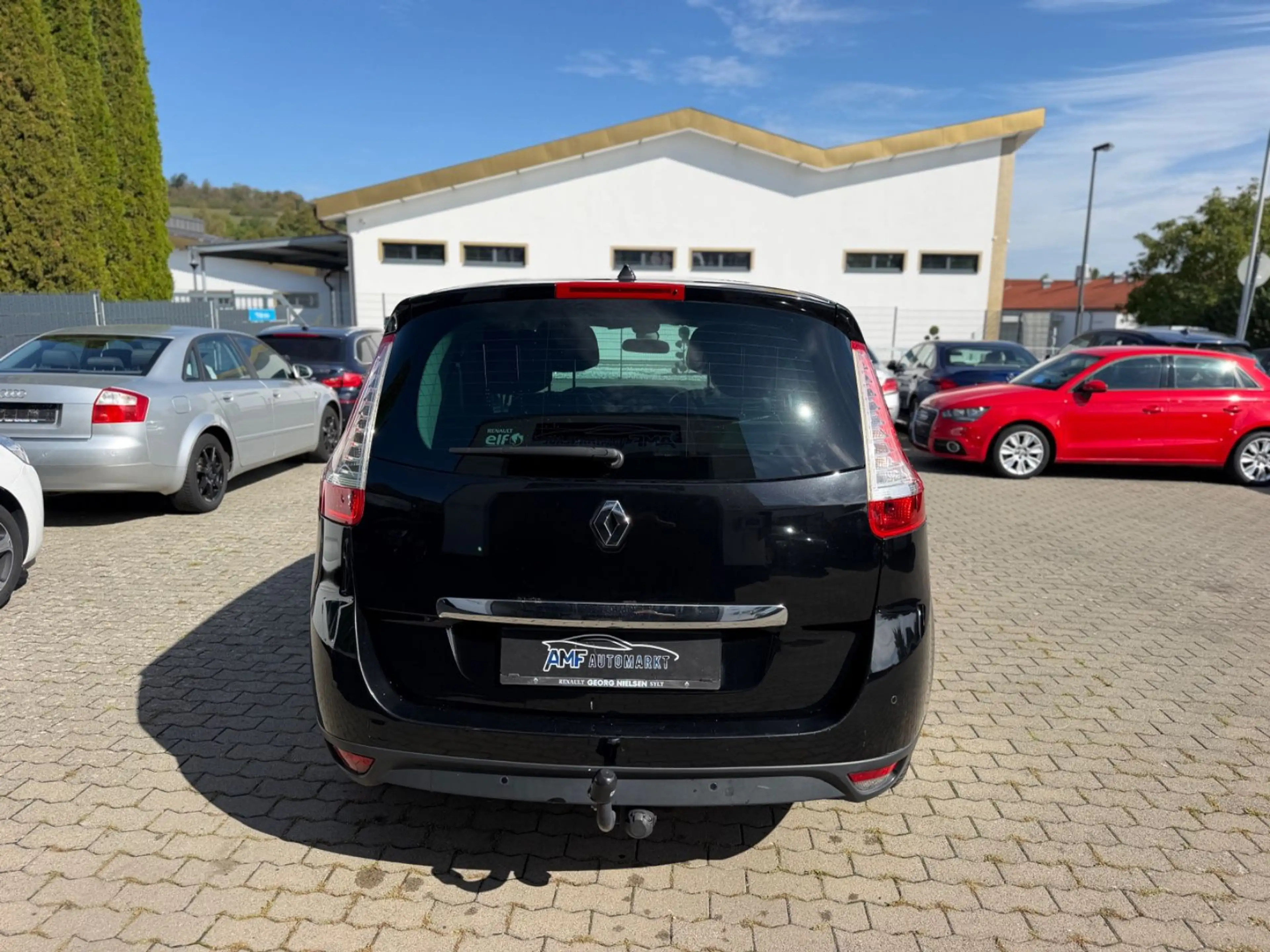 Renault Grand Scenic 1.5 dCi Bose Edition — photo 8