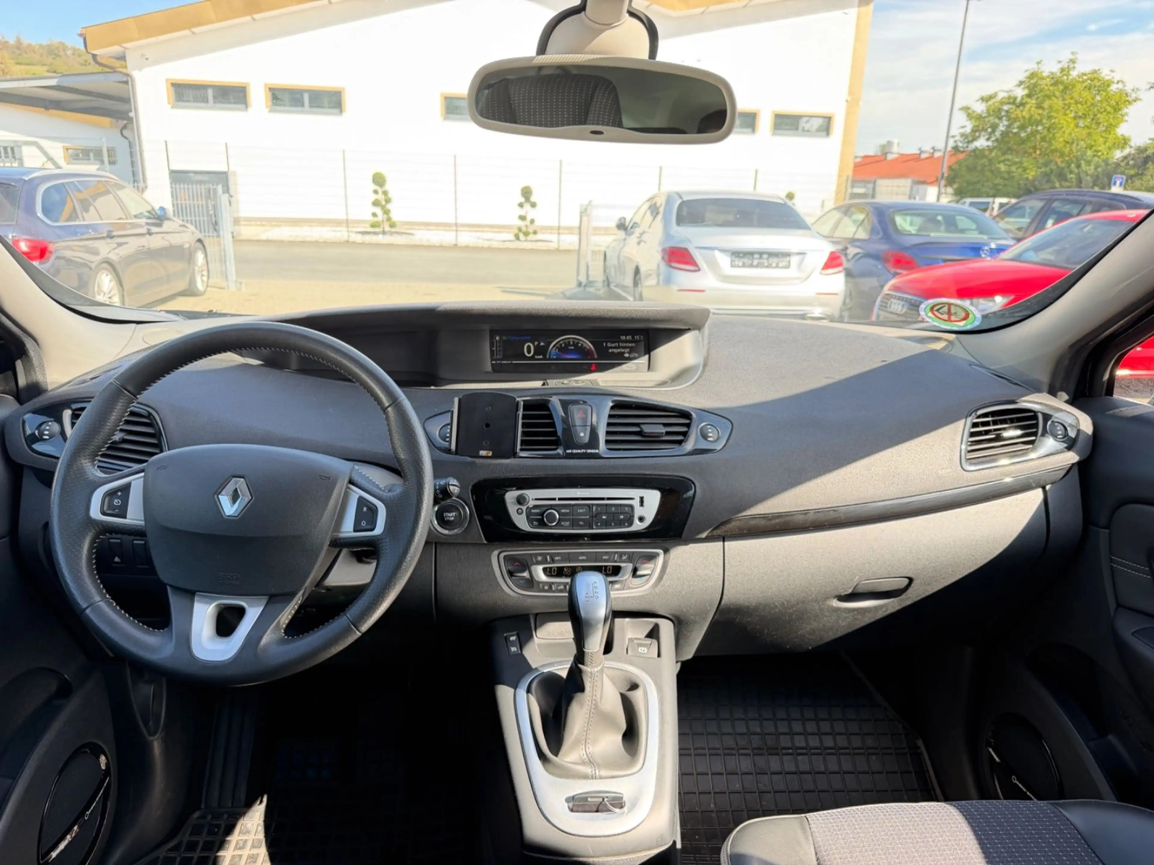 Renault Grand Scenic 1.5 dCi Bose Edition — photo 12