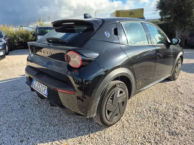 Lancia Ypsilon view 8