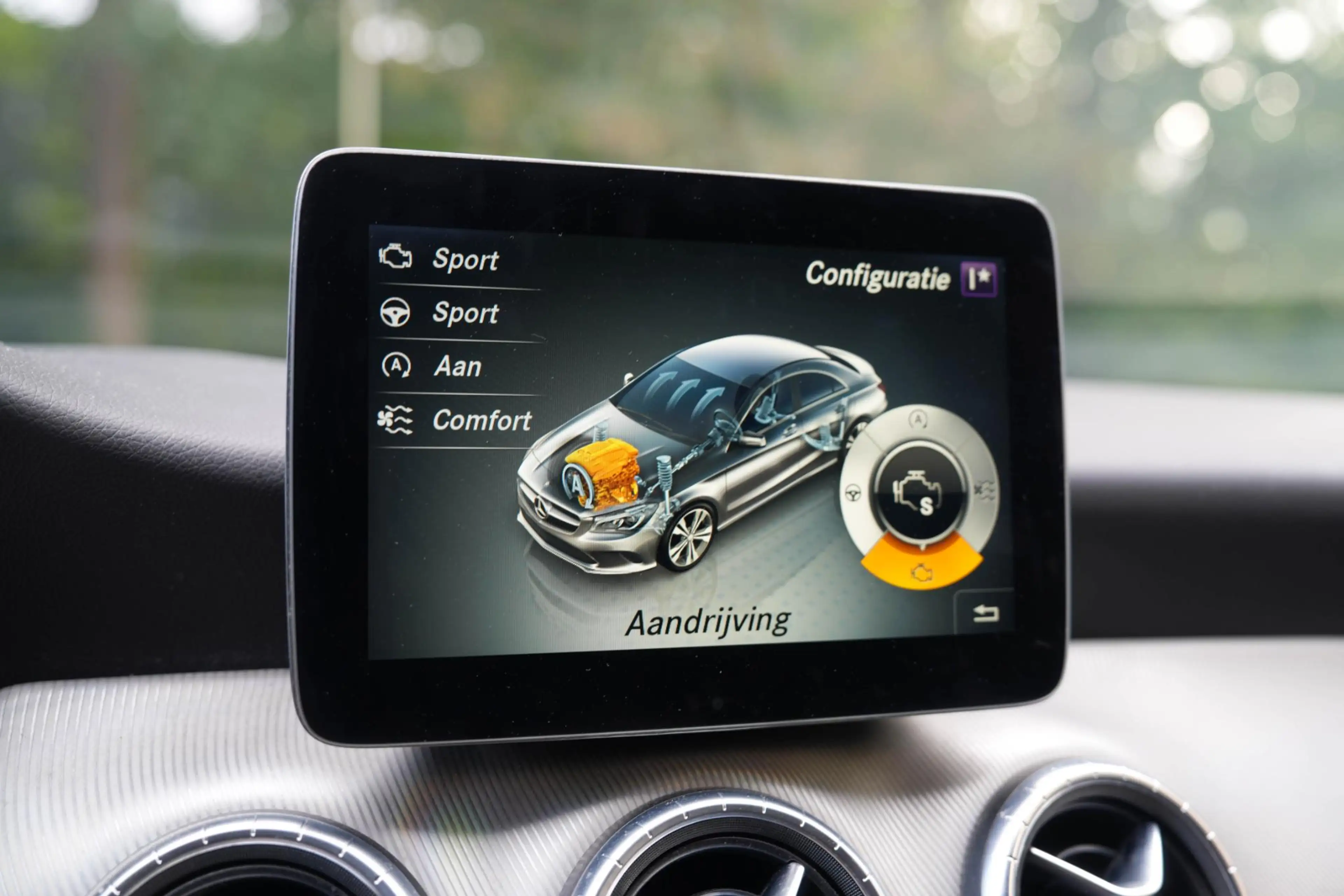 Mercedes-Benz CLA 180 Business Solution |Camera|Stoelverwarming|Keyless| — photo 18
