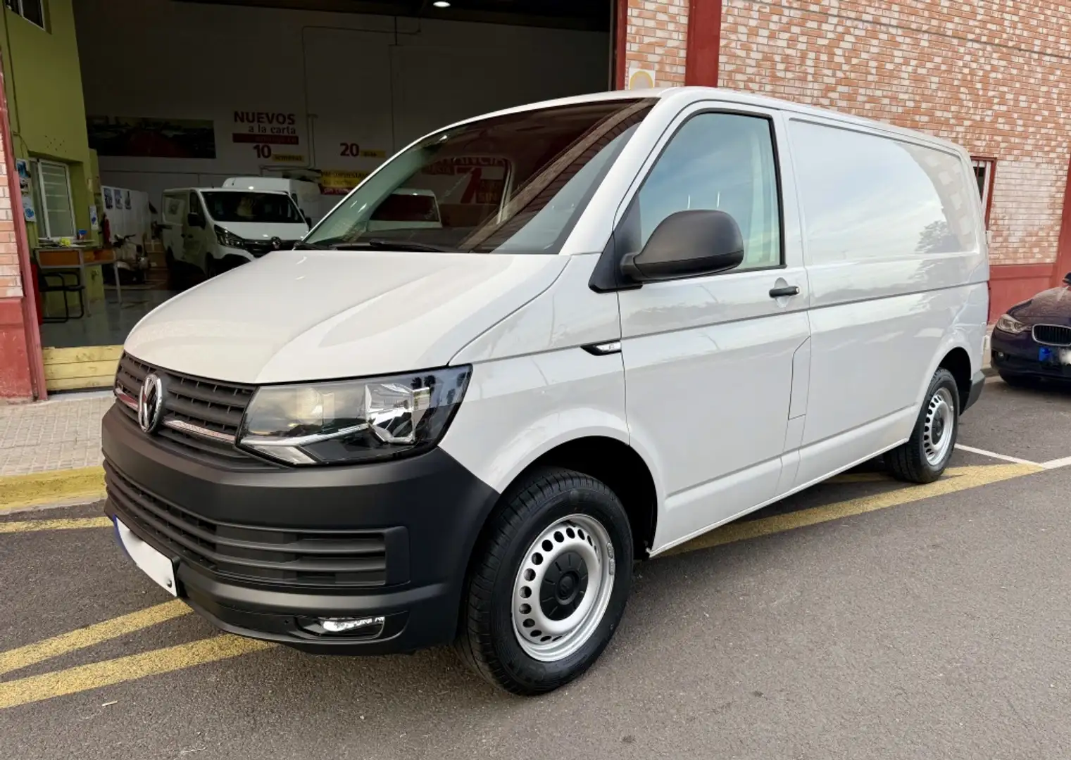 Volkswagen Transporter Furgón 2.0TDI SCR BMT 4M 110kW Blanco - 1
