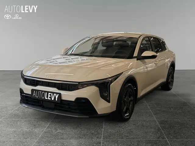 Kia K4 view 2