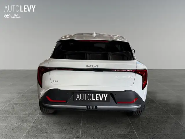 Kia K4 view 5