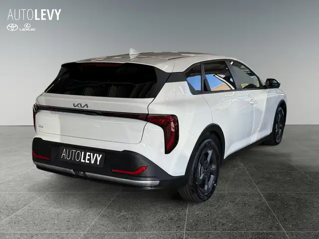 Kia K4 view 6