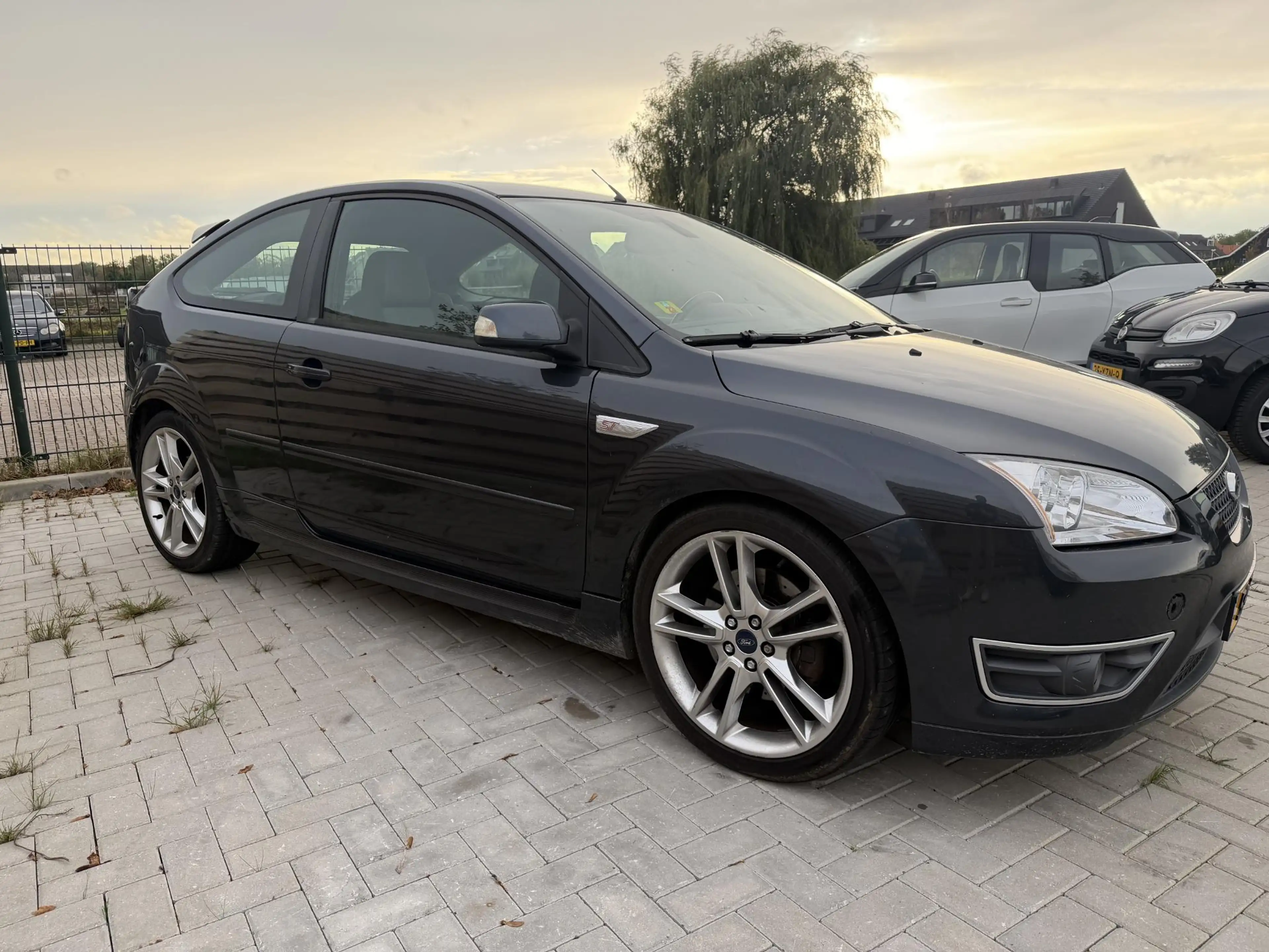Ford Focus 2.5-20V ST — photo 5