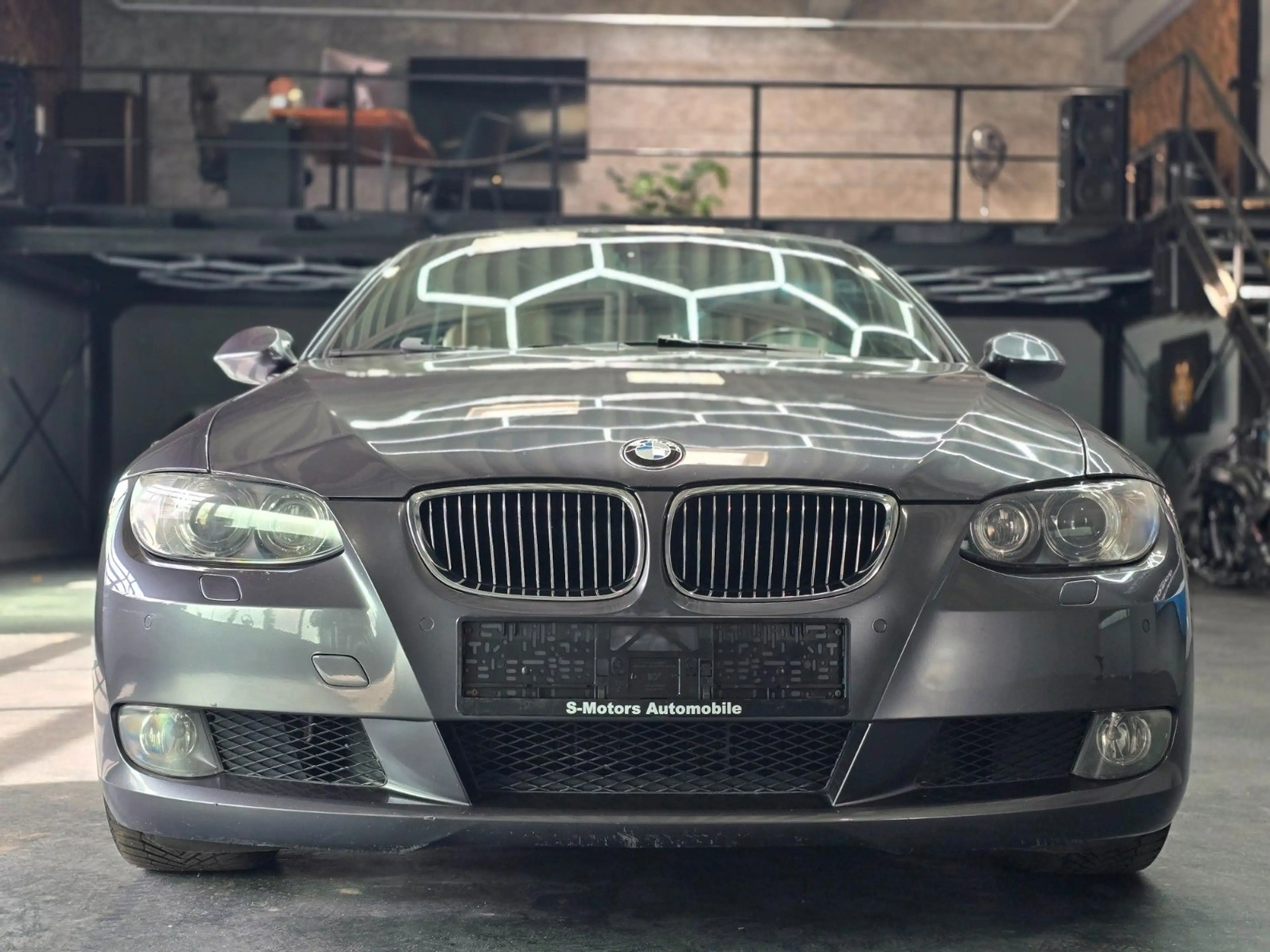 BMW 325 i Cabrio/Aut./Navi/Leder/Xenon/PDC/SitzHzg — photo 2