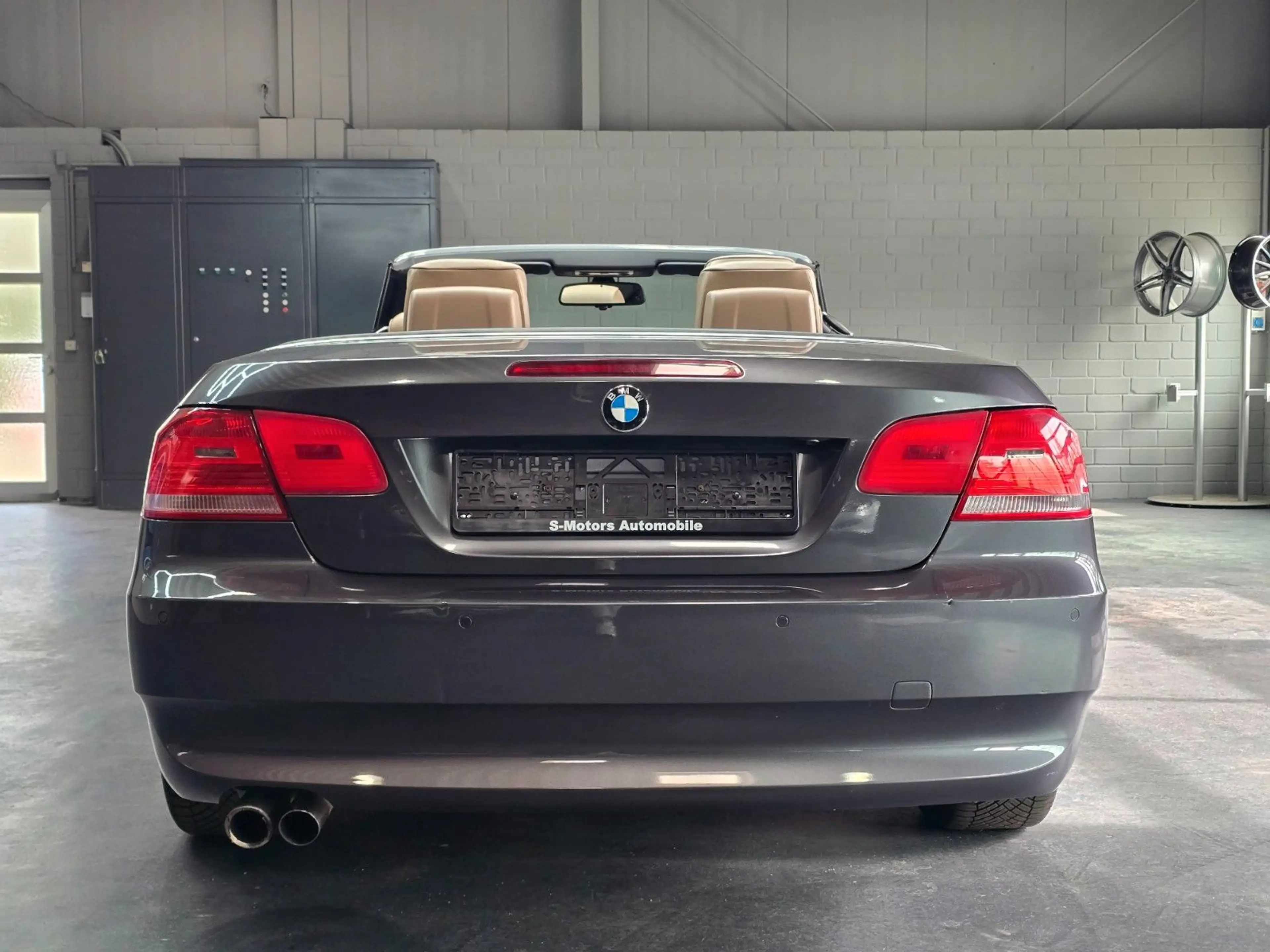 BMW 325 i Cabrio/Aut./Navi/Leder/Xenon/PDC/SitzHzg — photo 14