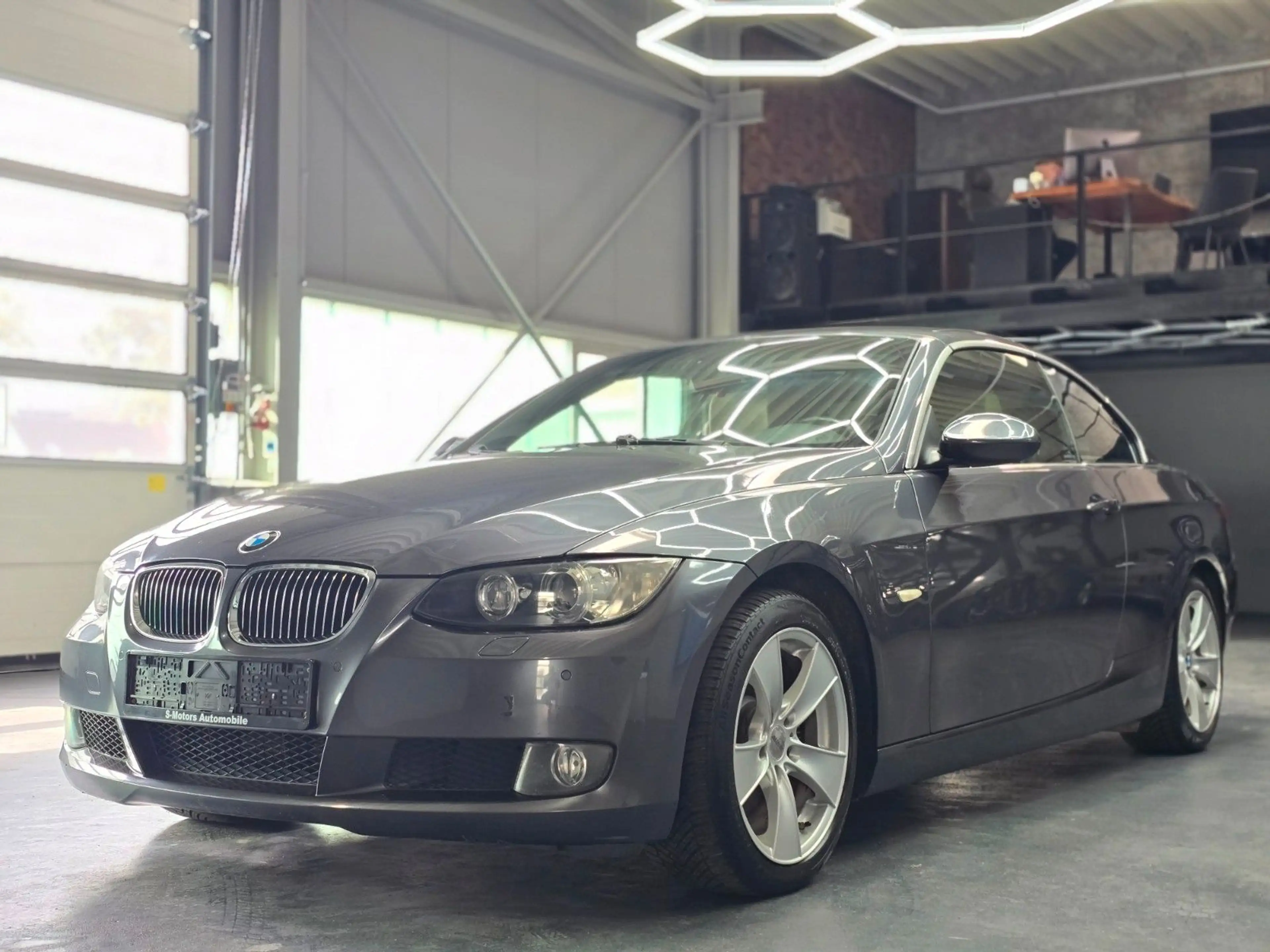 BMW 325 i Cabrio/Aut./Navi/Leder/Xenon/PDC/SitzHzg — photo 3