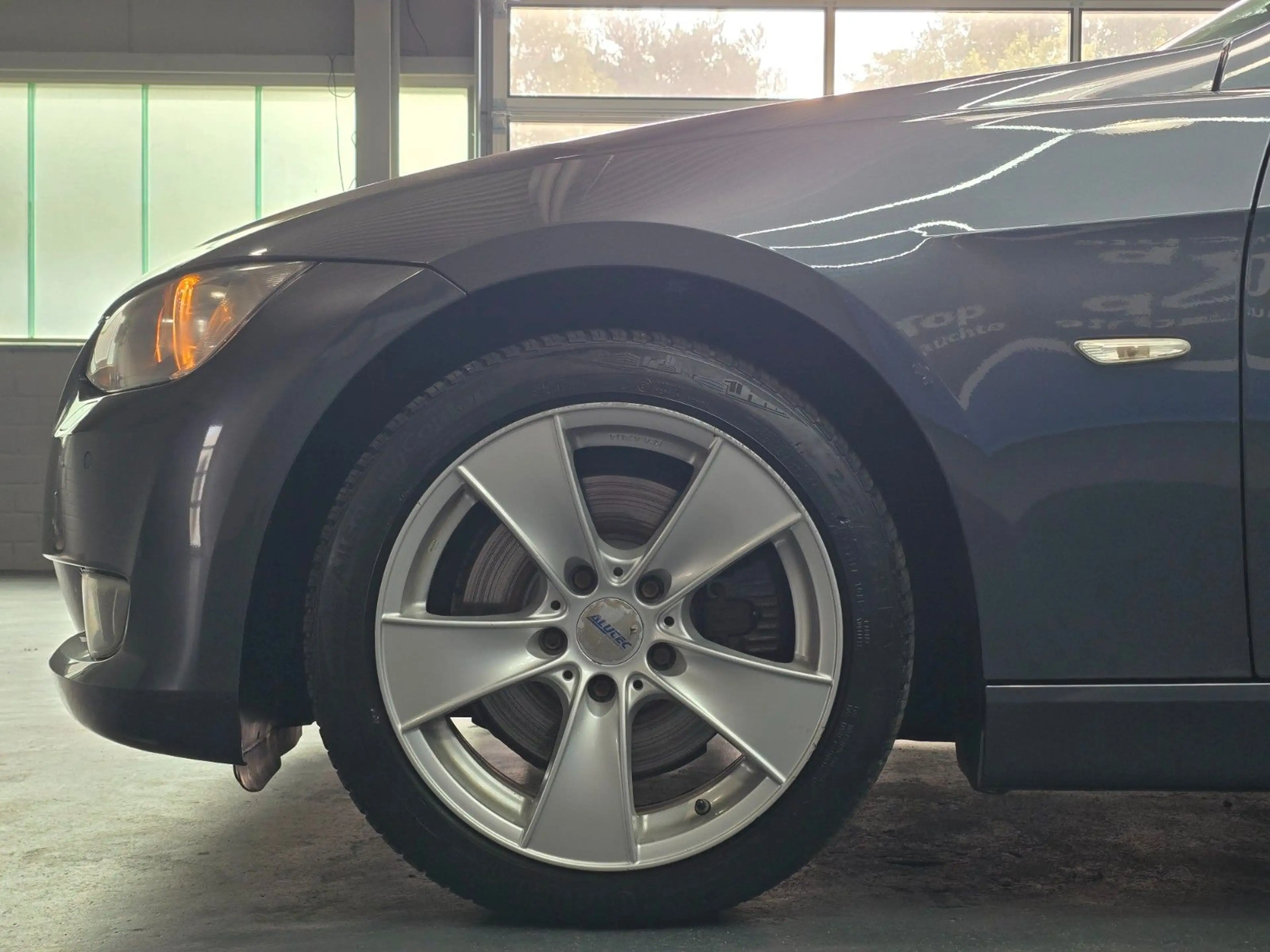 BMW 325 i Cabrio/Aut./Navi/Leder/Xenon/PDC/SitzHzg — photo 11