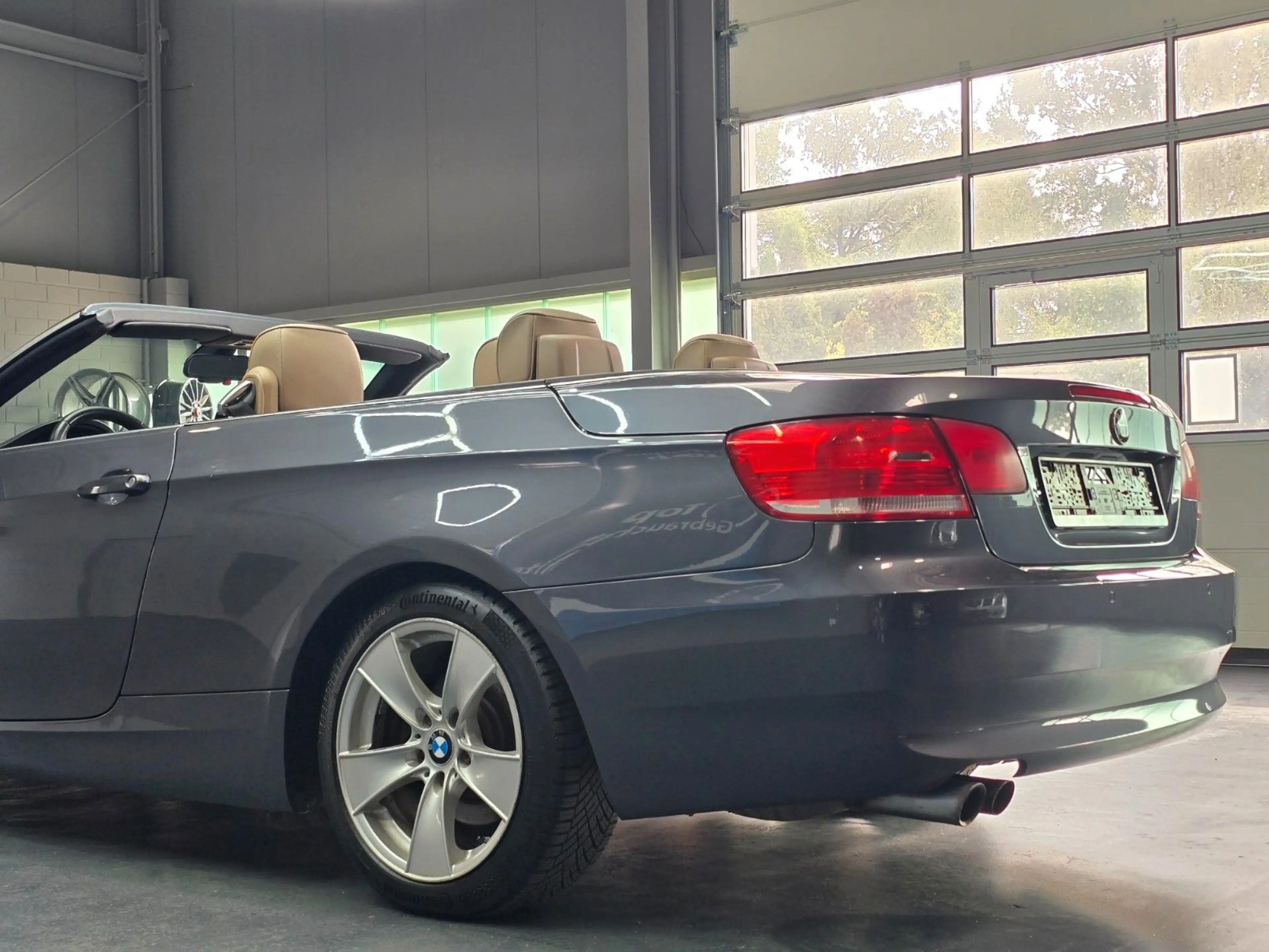 BMW 325 i Cabrio/Aut./Navi/Leder/Xenon/PDC/SitzHzg — photo 13