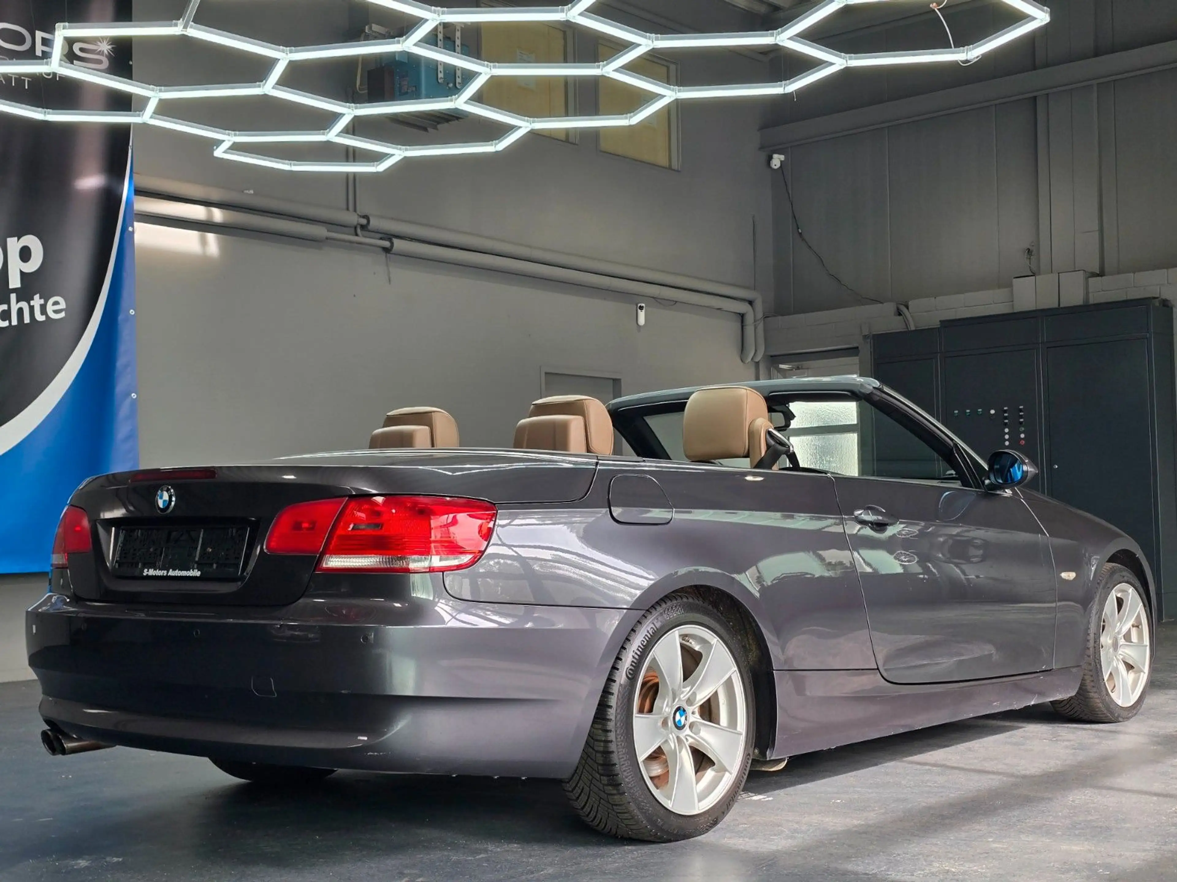 BMW 325 i Cabrio/Aut./Navi/Leder/Xenon/PDC/SitzHzg — photo 15