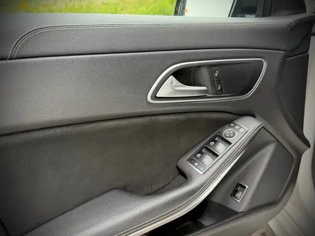 Mercedes-Benz Cla Class view 15