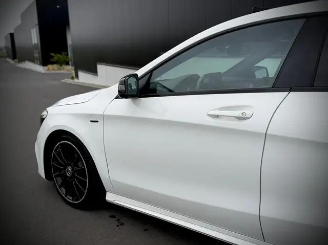 Mercedes-Benz Cla Class view 4