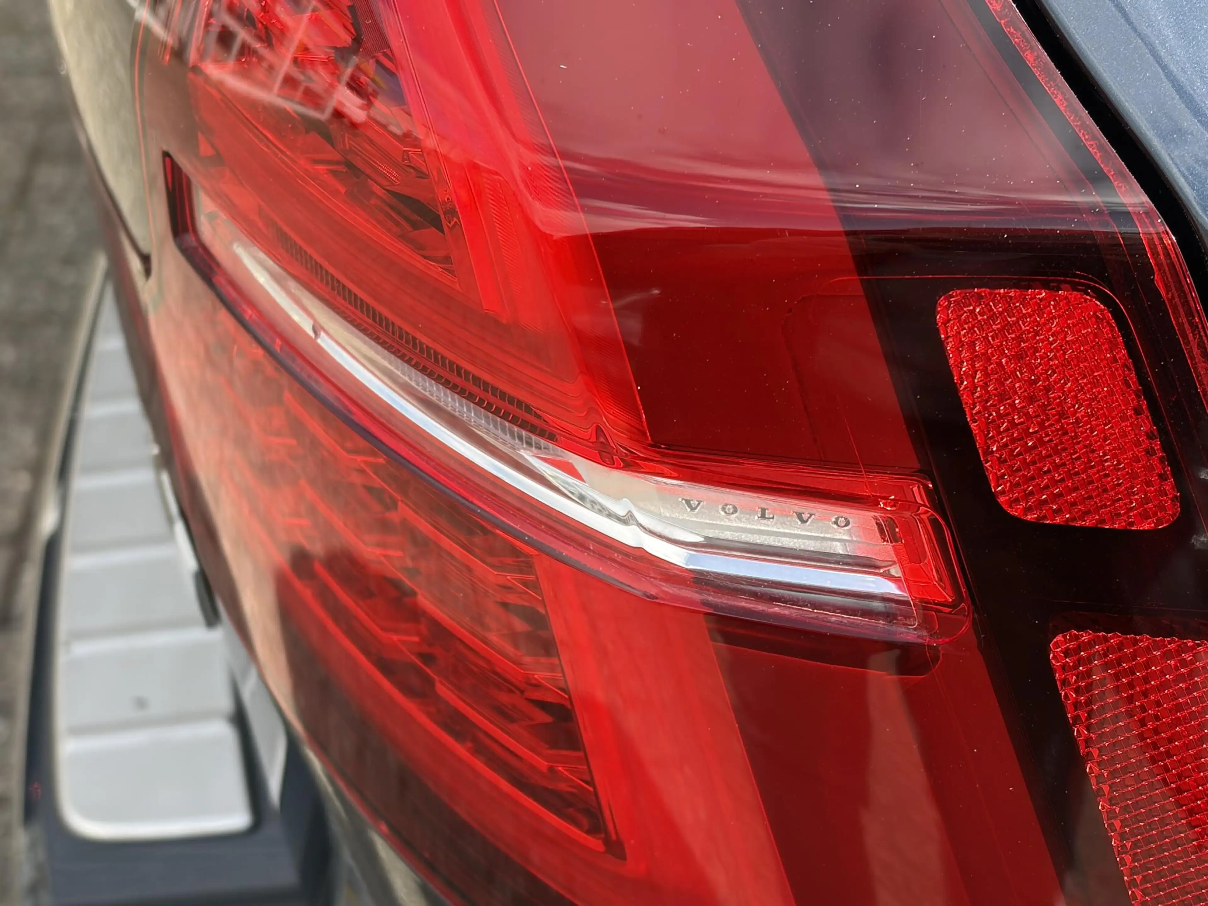 Volvo V60 Cross Country 2.0 D4 AWD Intro Edition / Polestar-Engineered / A — photo 12