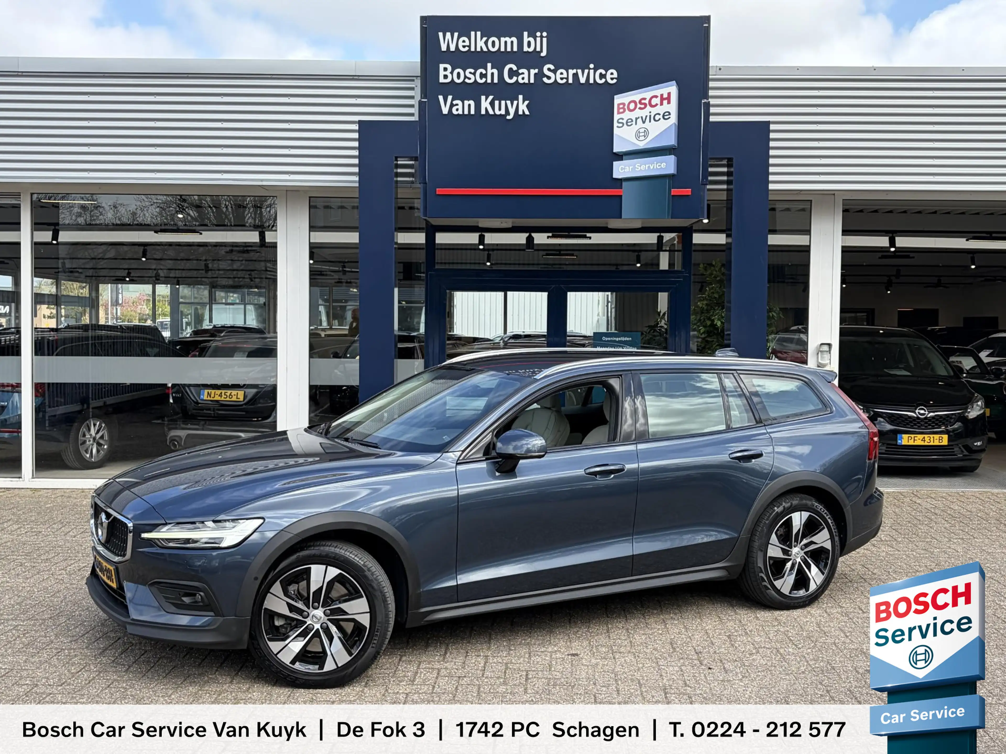Volvo V60 Cross Country 2.0 D4 AWD Intro Edition / Polestar-Engineered / A