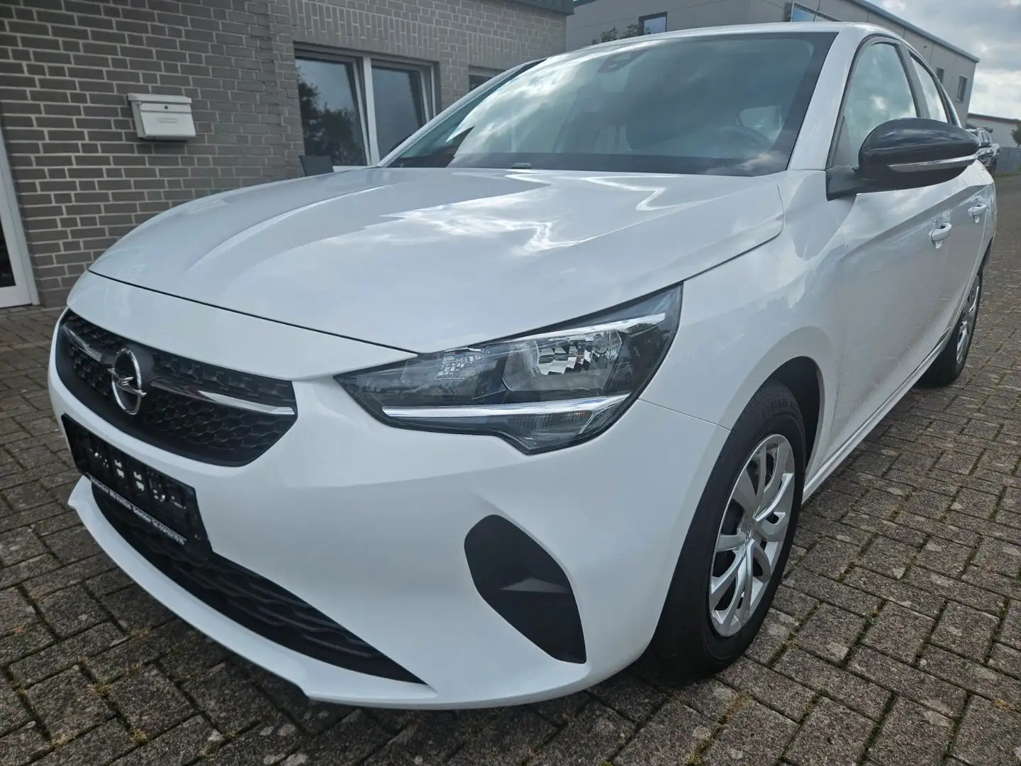 Opel Corsa F Edition PDC TEMP SHZ LHZ BT Weiß - 1