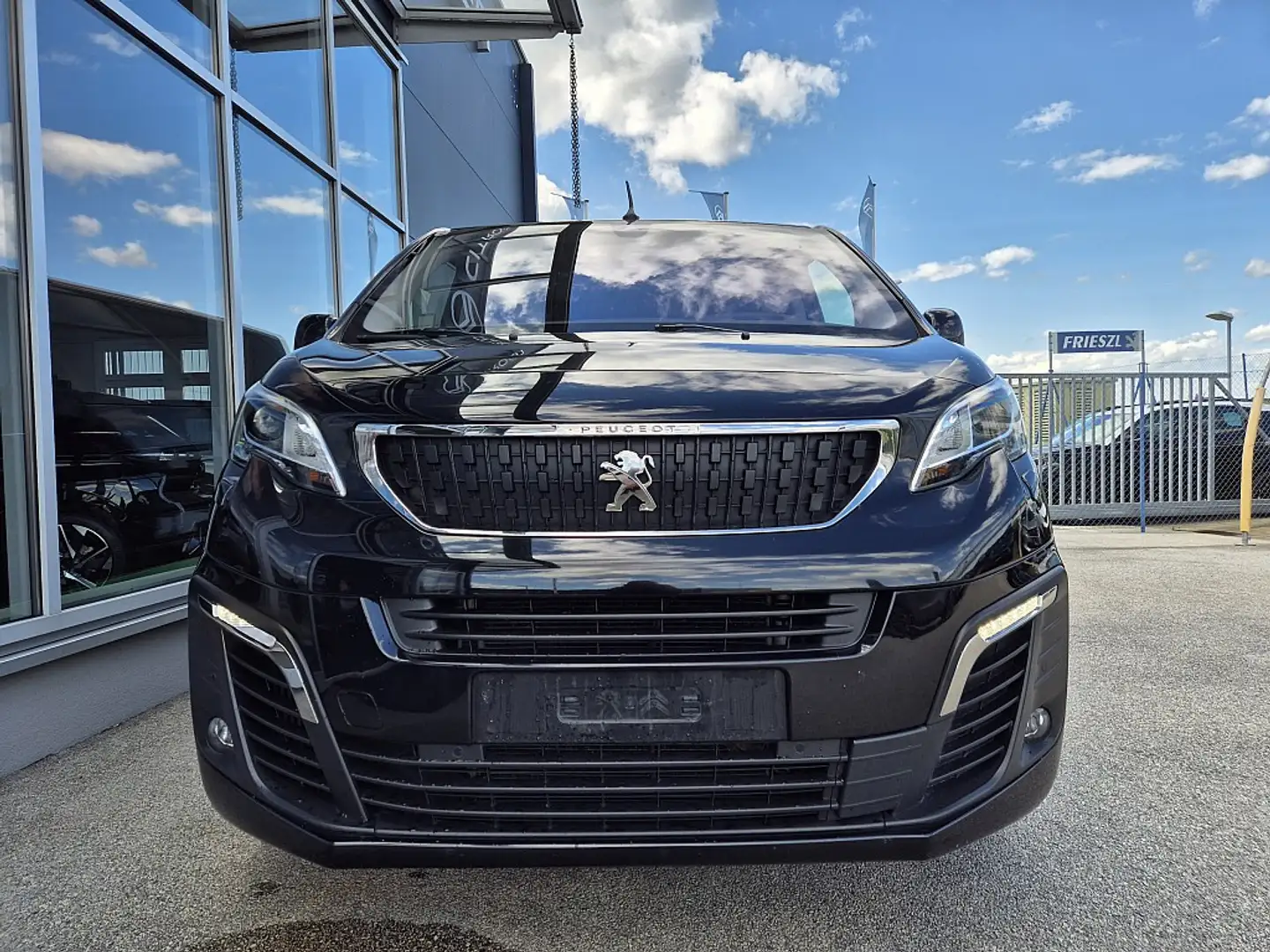 Peugeot Traveller Business VIP L2 BlueHDI 180 S&S EAT6 *7-Sitzer* Schwarz - 2