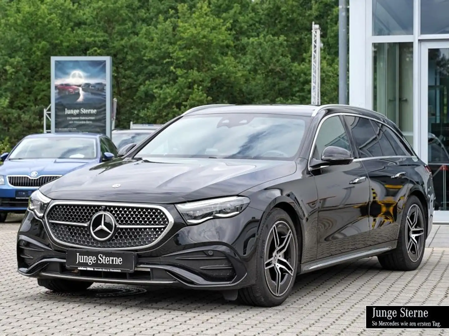 Mercedes-Benz E 450 T 4M AMG-ADV+ DISTRO+MEMORY+360°+DIGITAL-L Noir - 2