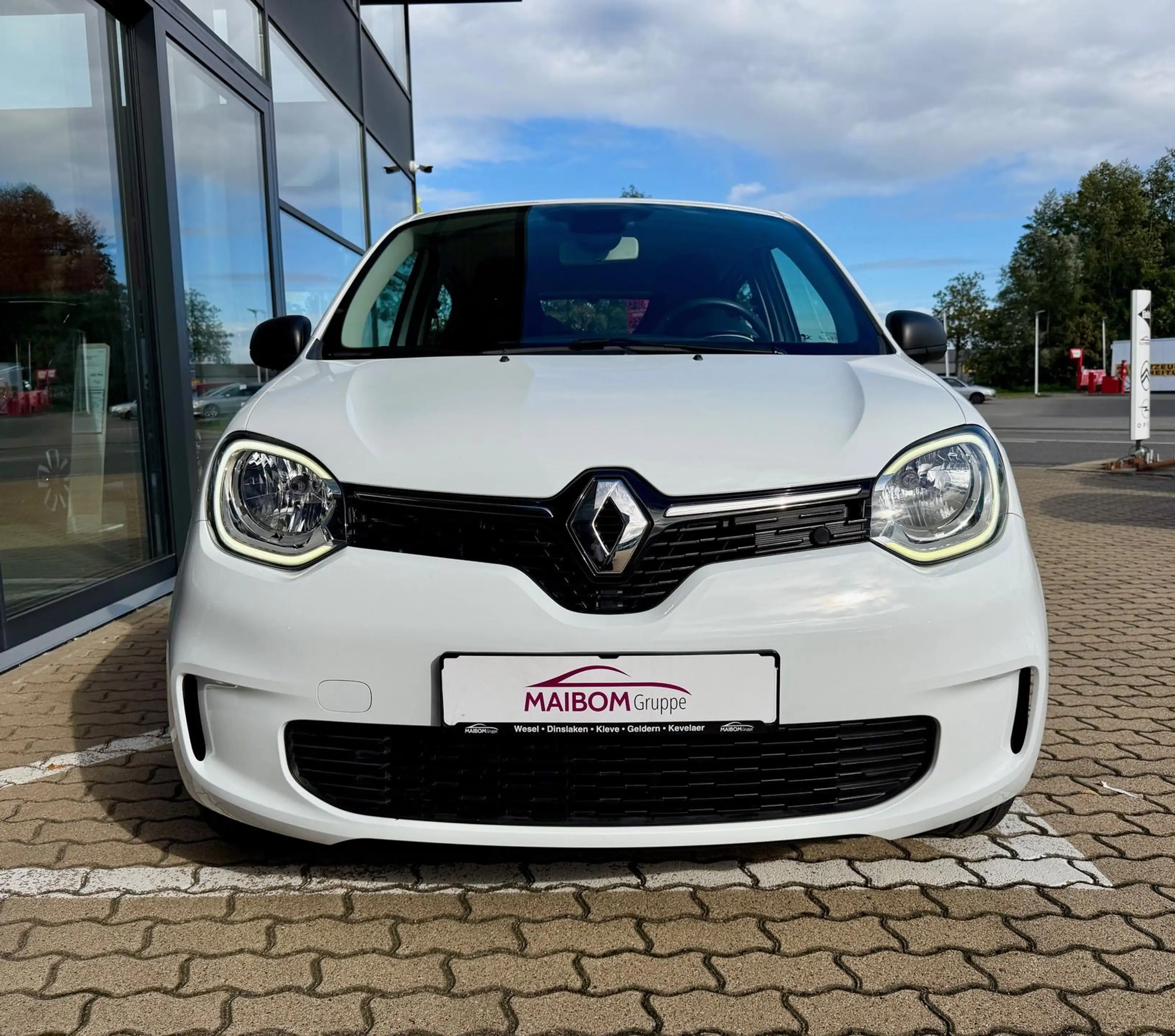Renault Twingo Life. Top!! wenig KM, WKR!