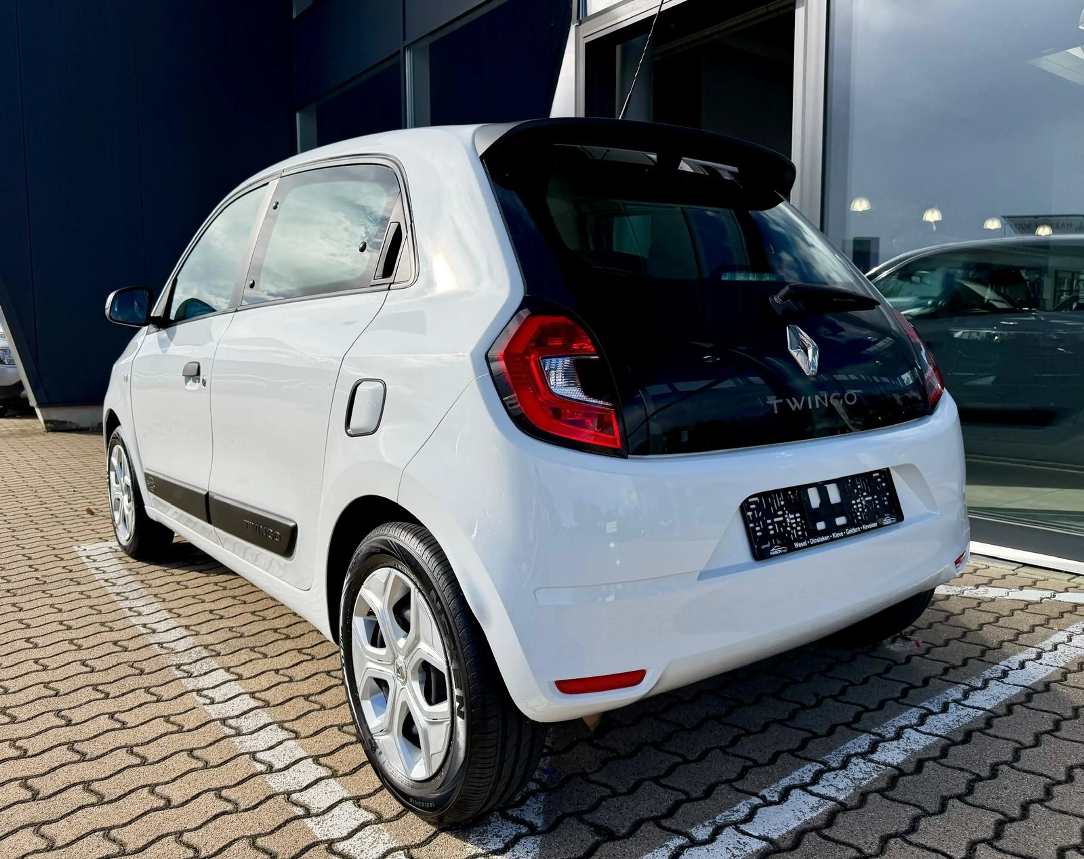 Renault Twingo Life. Top!! wenig KM, WKR! — photo 5
