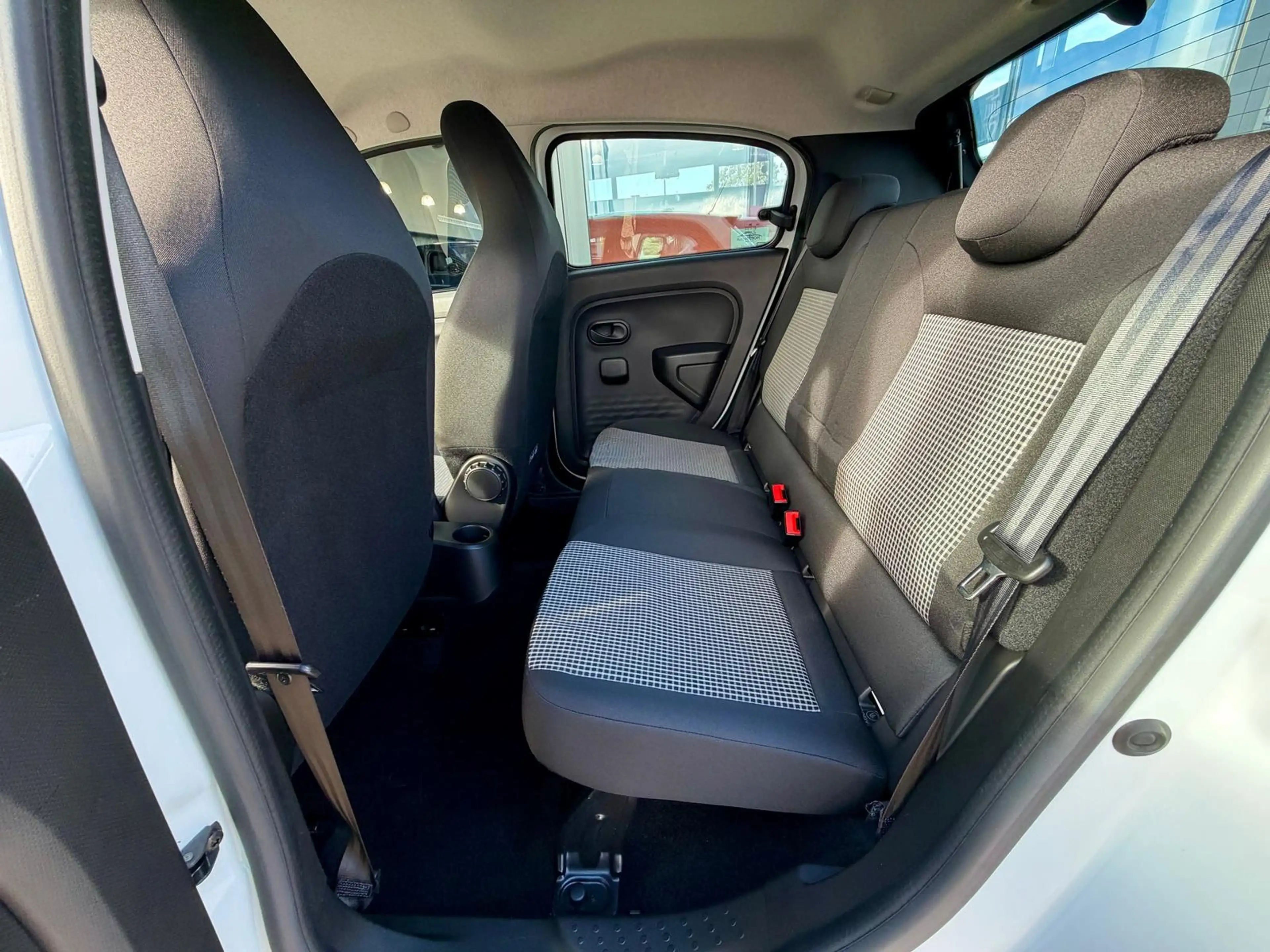 Renault Twingo Life. Top!! wenig KM, WKR! — photo 10